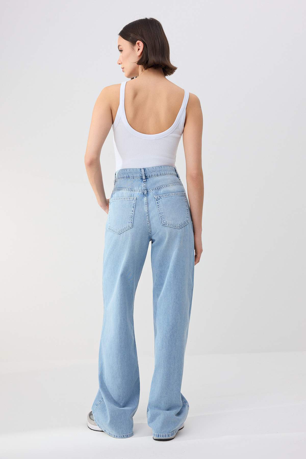 Trendyolmilla  Trendyolmilla Wardrope Essentials Açık Mavi DÖKÜMLÜ Yüksek Bel Wide Leg Jeans TWOSS26JE00128 - Görsel 4