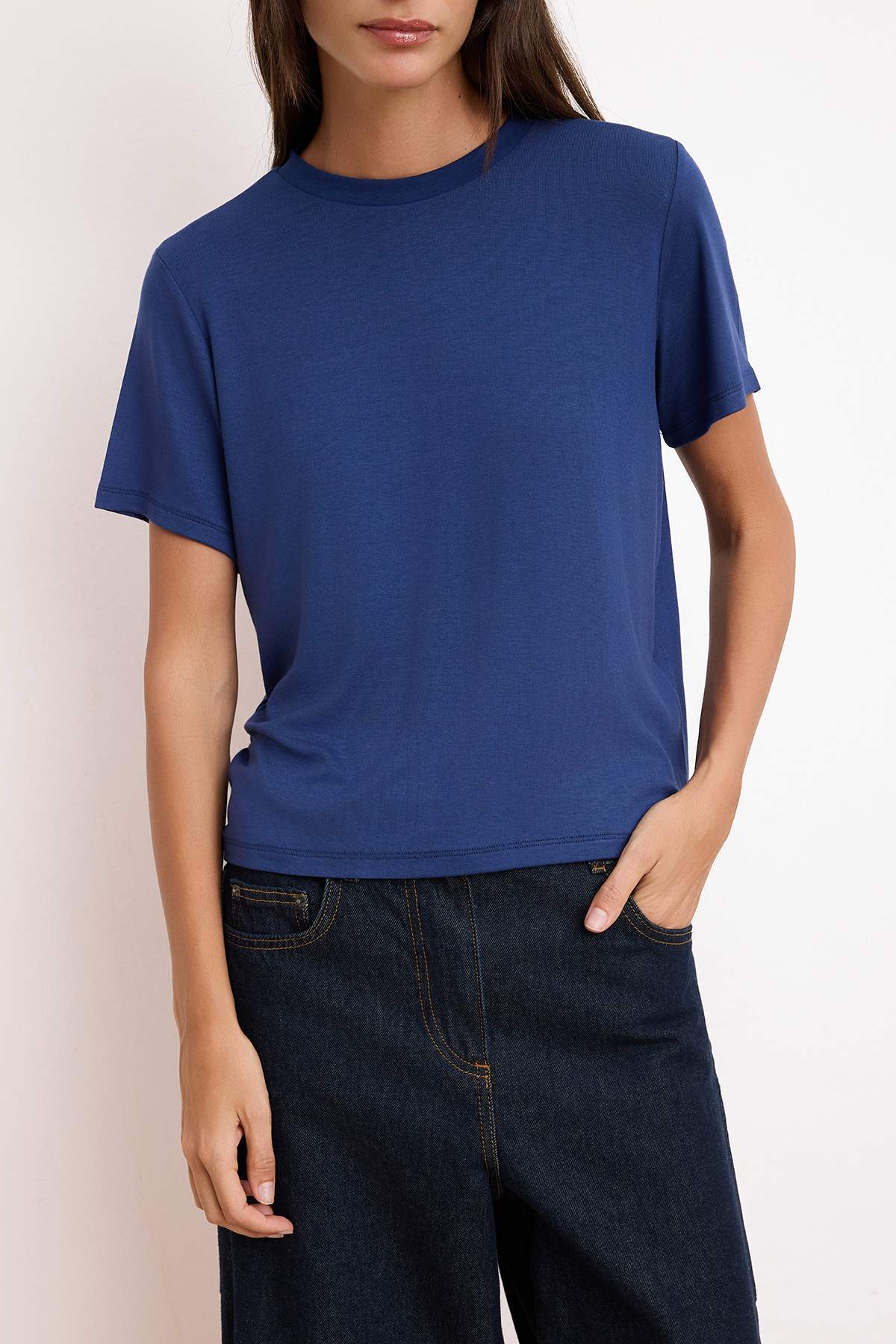 zenska-tamnoplava-majica