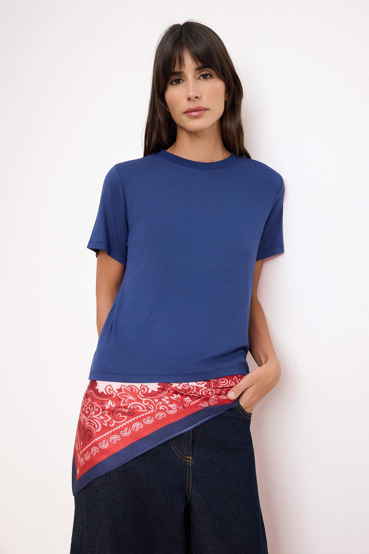 zenska-tamnoplava-majica