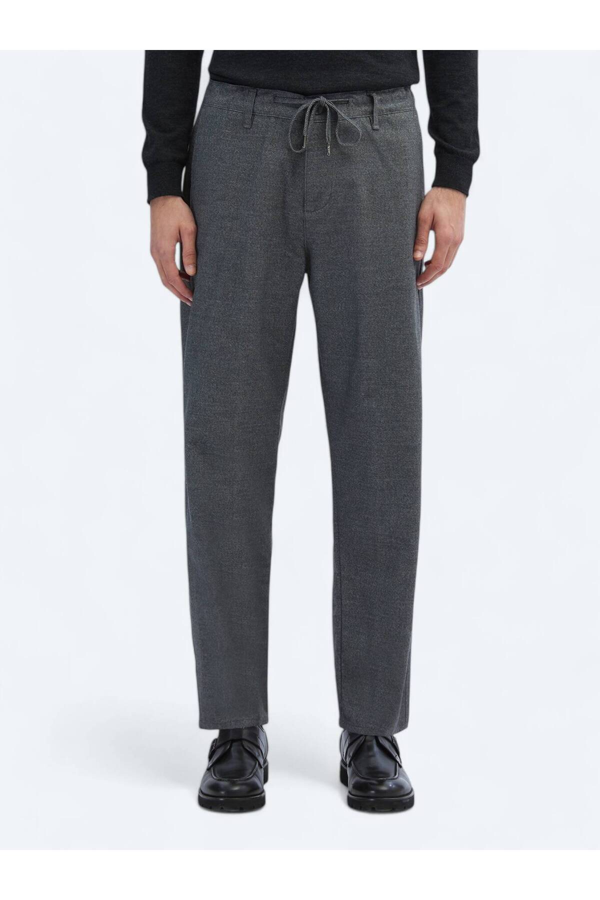 Kip Gri Desenli Dokuma Jogging Fit Casual Pamuk Karışımlı Pantolon görsel 2