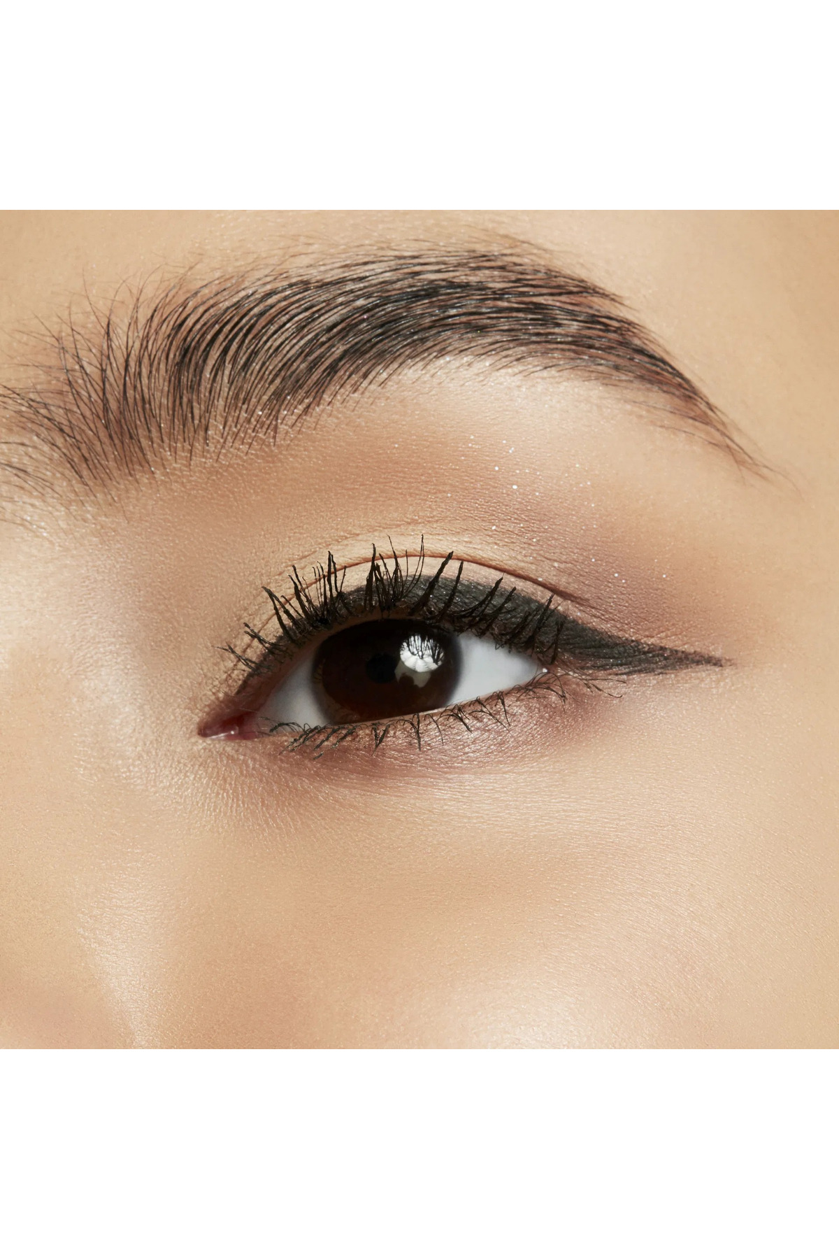 Pro Longwear Paint Pot Uzun Süre Kalıcı Yoğun Pigmentli Kremsi Far - Soft Ochre 5g — بژ 1573 — تصویر 5 از 7