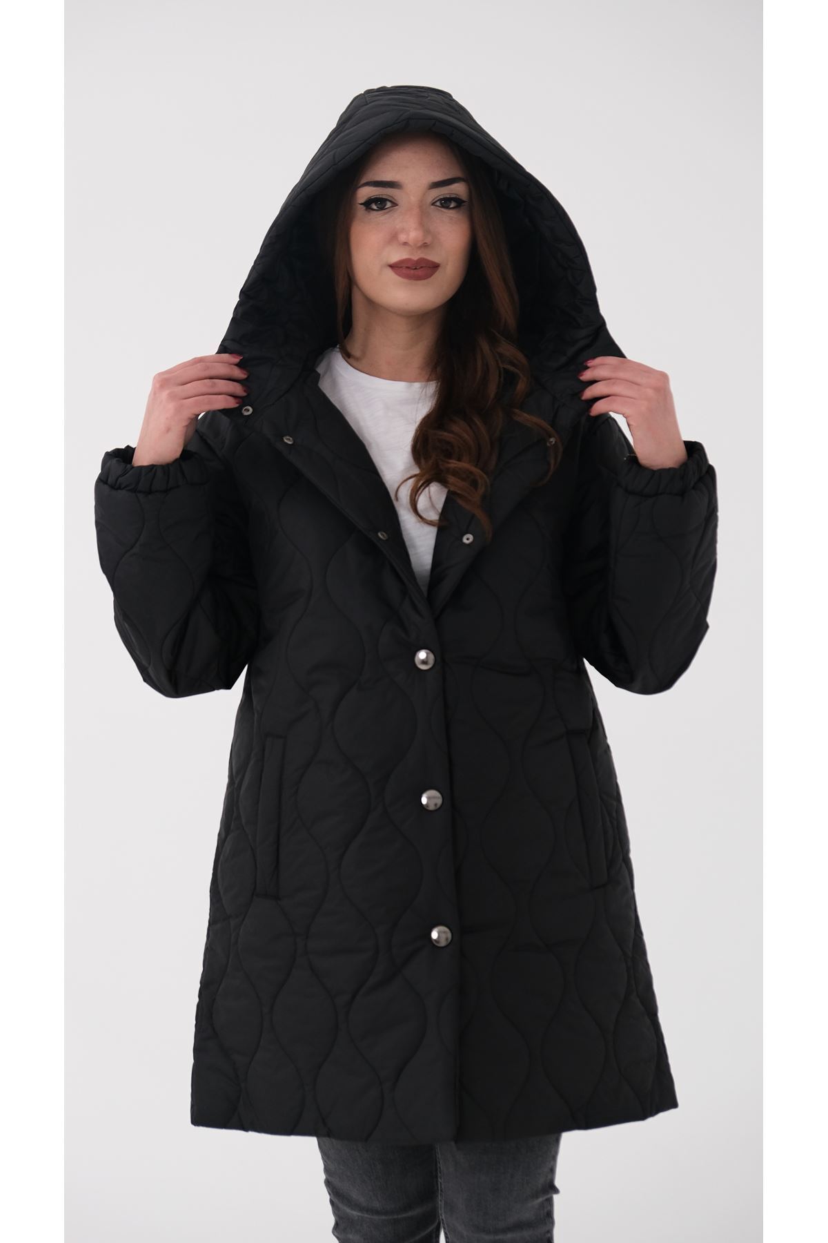 Blues Outlet  KADIN KAPÜŞONLU SOĞAN DESEN KAPİTONE MONT-SİYAH