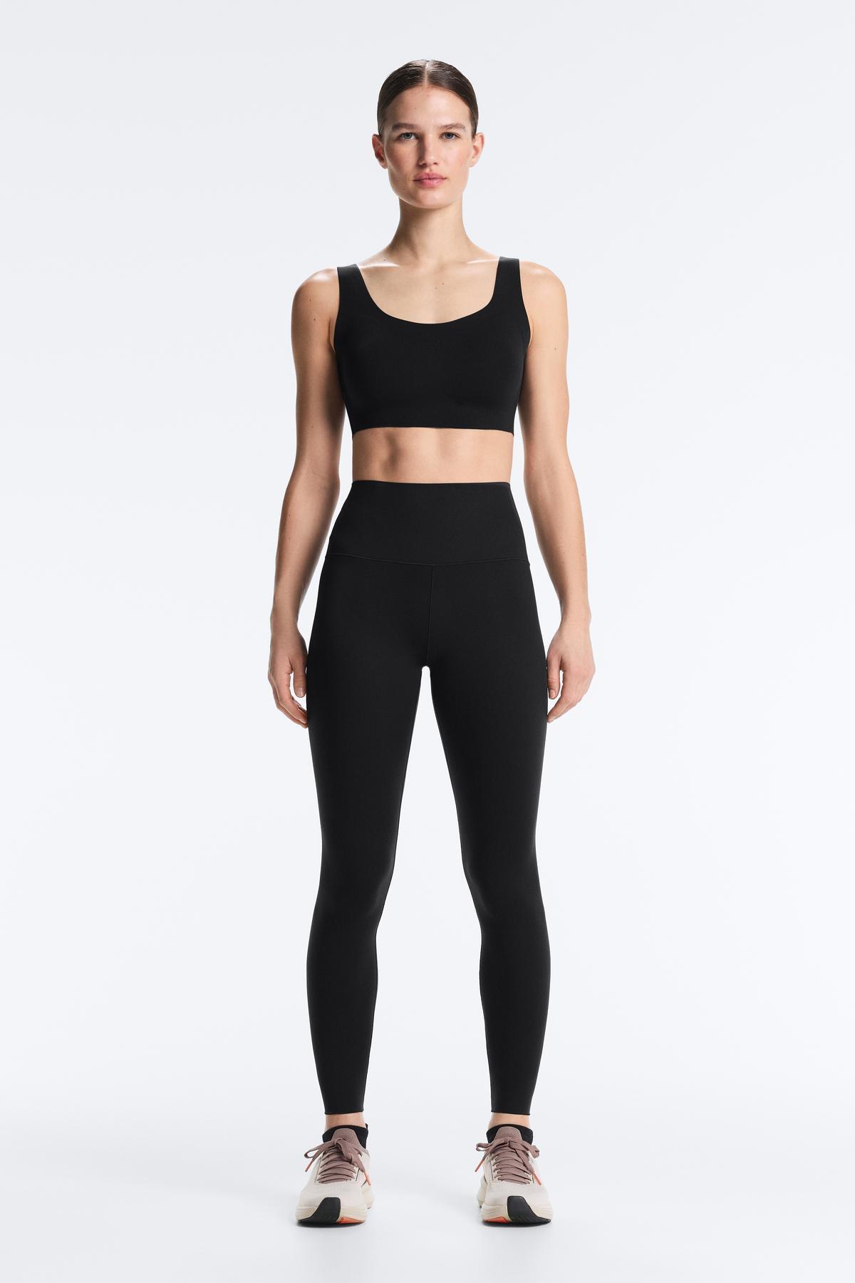 Oysho  Perfect-adapt high rise 65 cm bilek hizasında tayt - Görsel 3