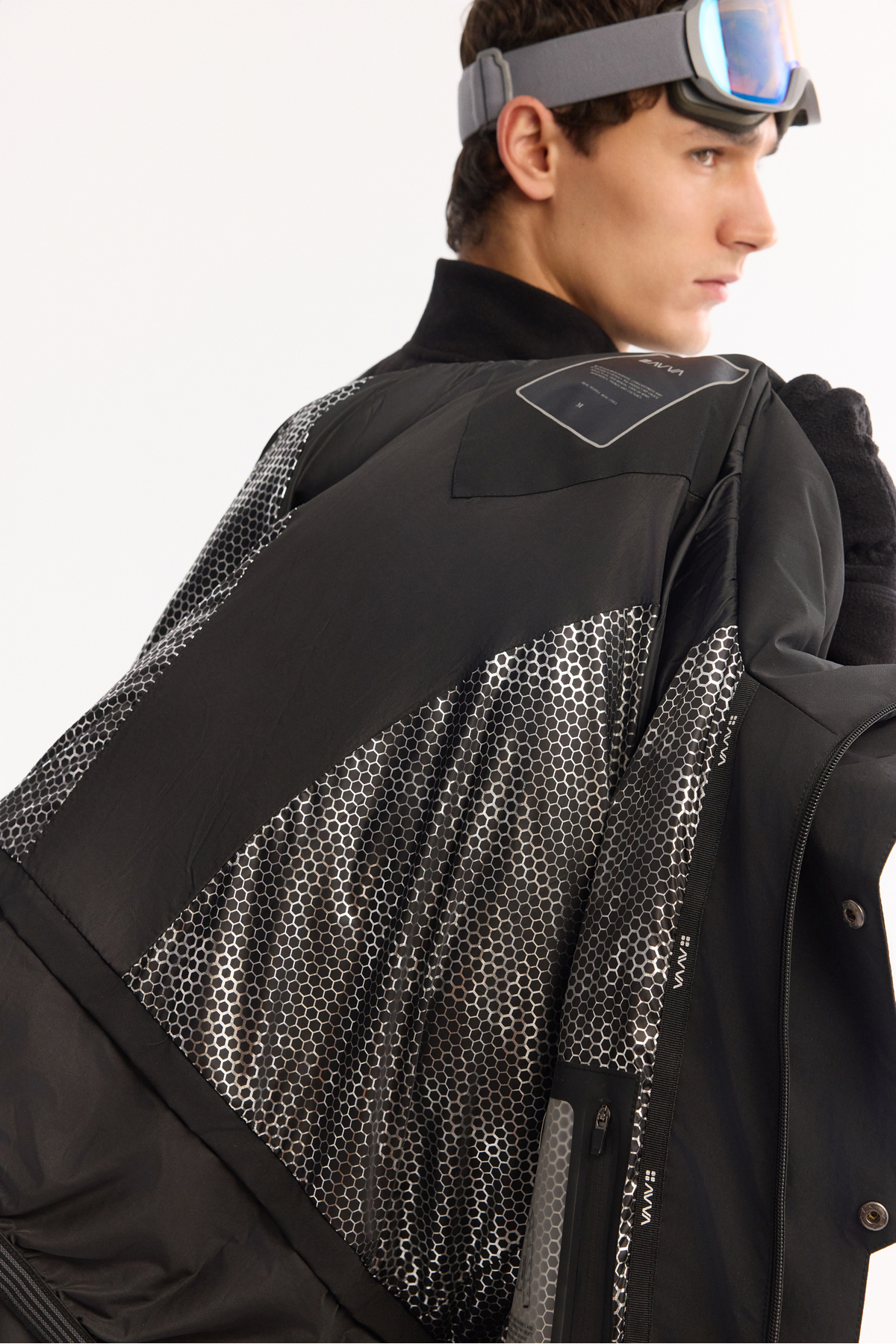 Avva  Erkek Siyah Kapüşonlu Su İtici Rüzgar Geçirmez -15°C Dayanıklı Şişme Kayak Montu A52Y6161 - Görsel 7