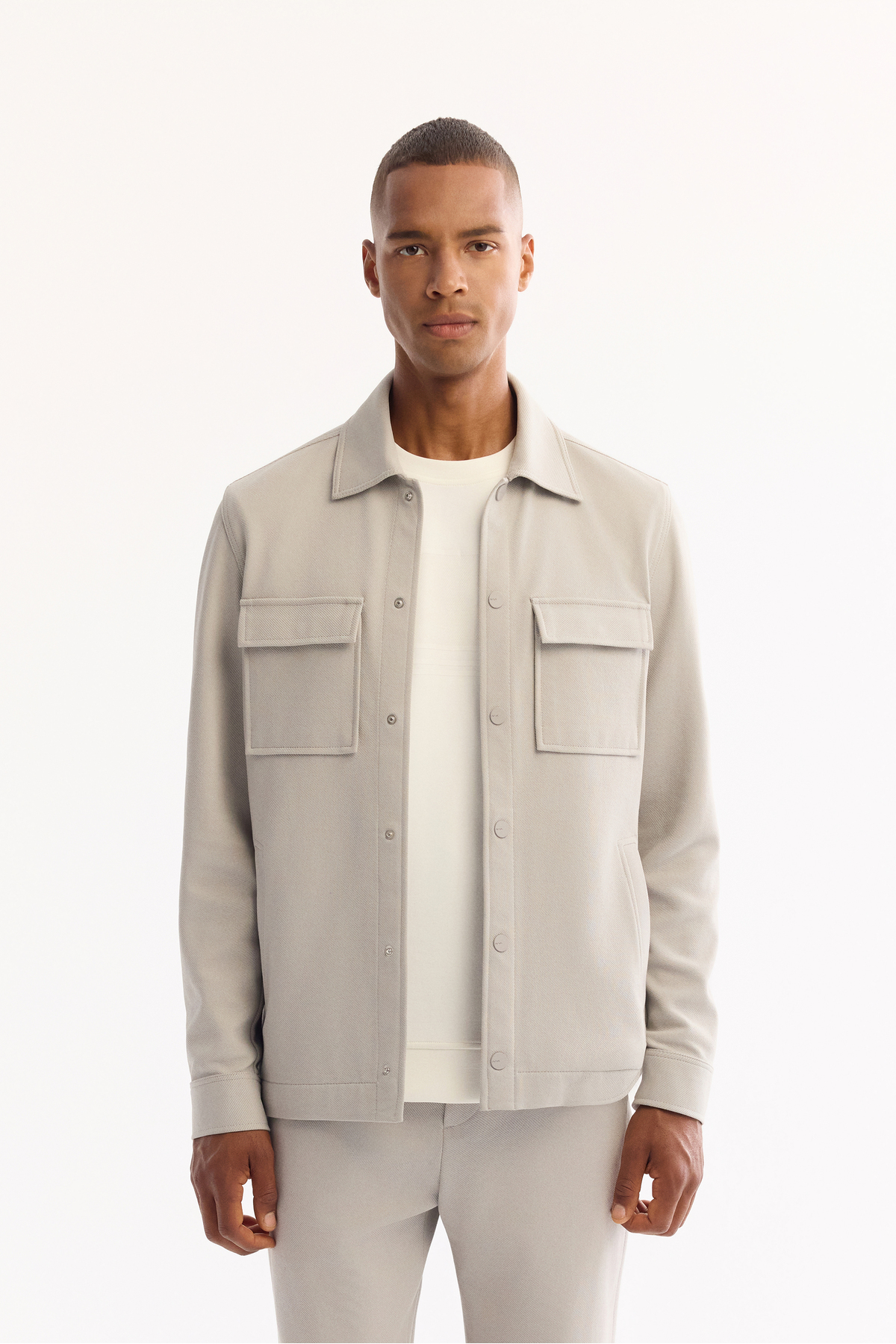 Avva  Erkek Açık Gri Klasik Yaka Pamuklu Comfort Fit Gömlek Ceket A52Y2092
