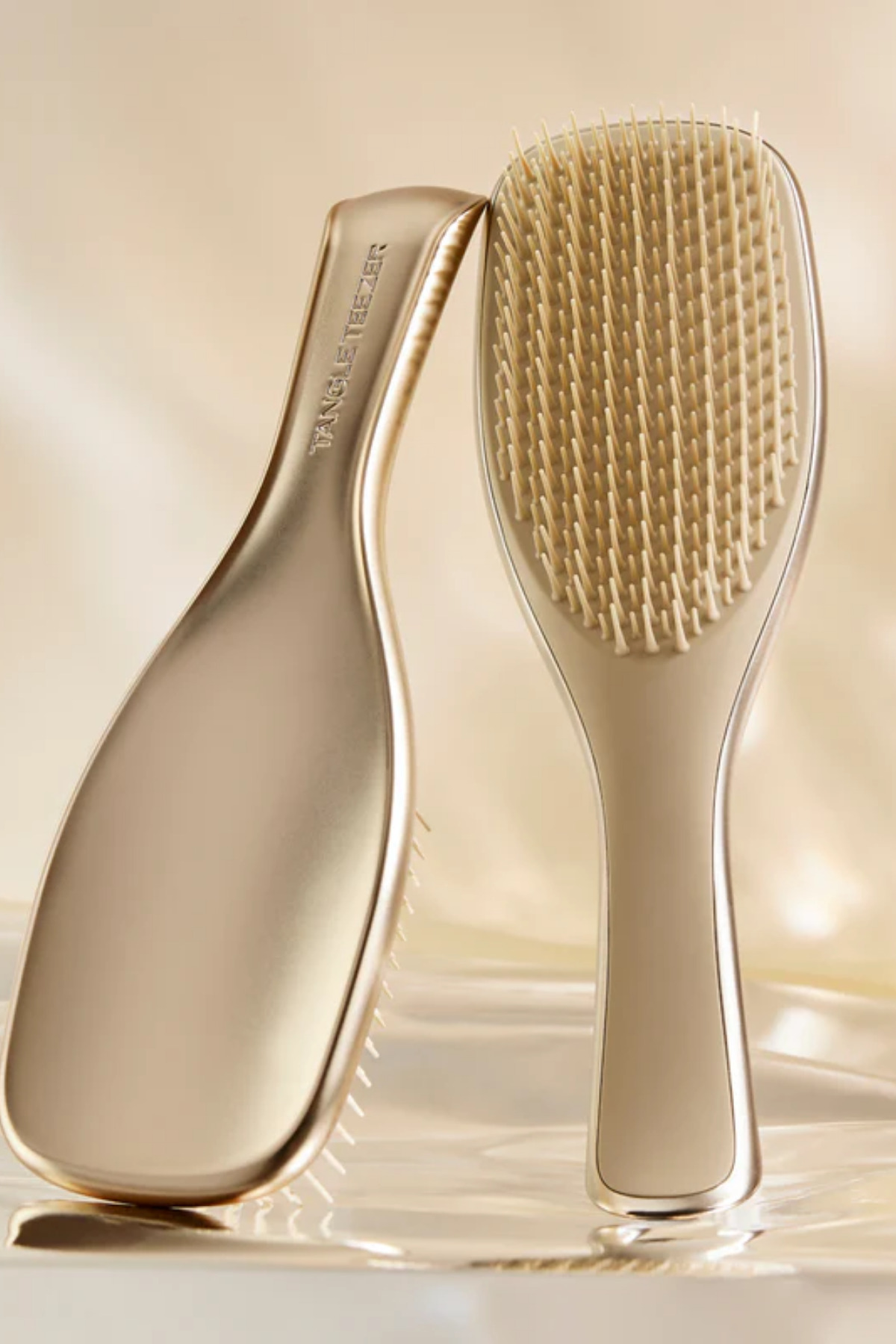 Ultimate Detangler Chrome Champagne Gold Islak & Kuru Düz ve Kıvırcık Saçlar için Saç Fırçası-Tarak — بژ — تصویر 6 از 7