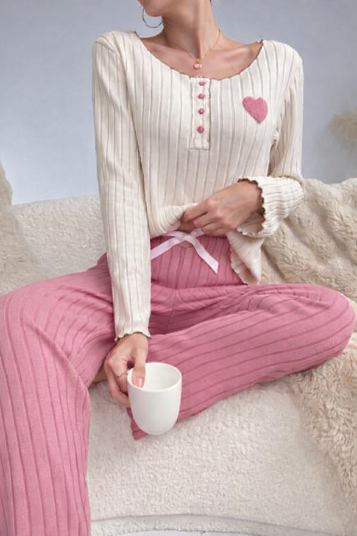 Embroidered Pink Cotton Heart Detailed Pyjama Set