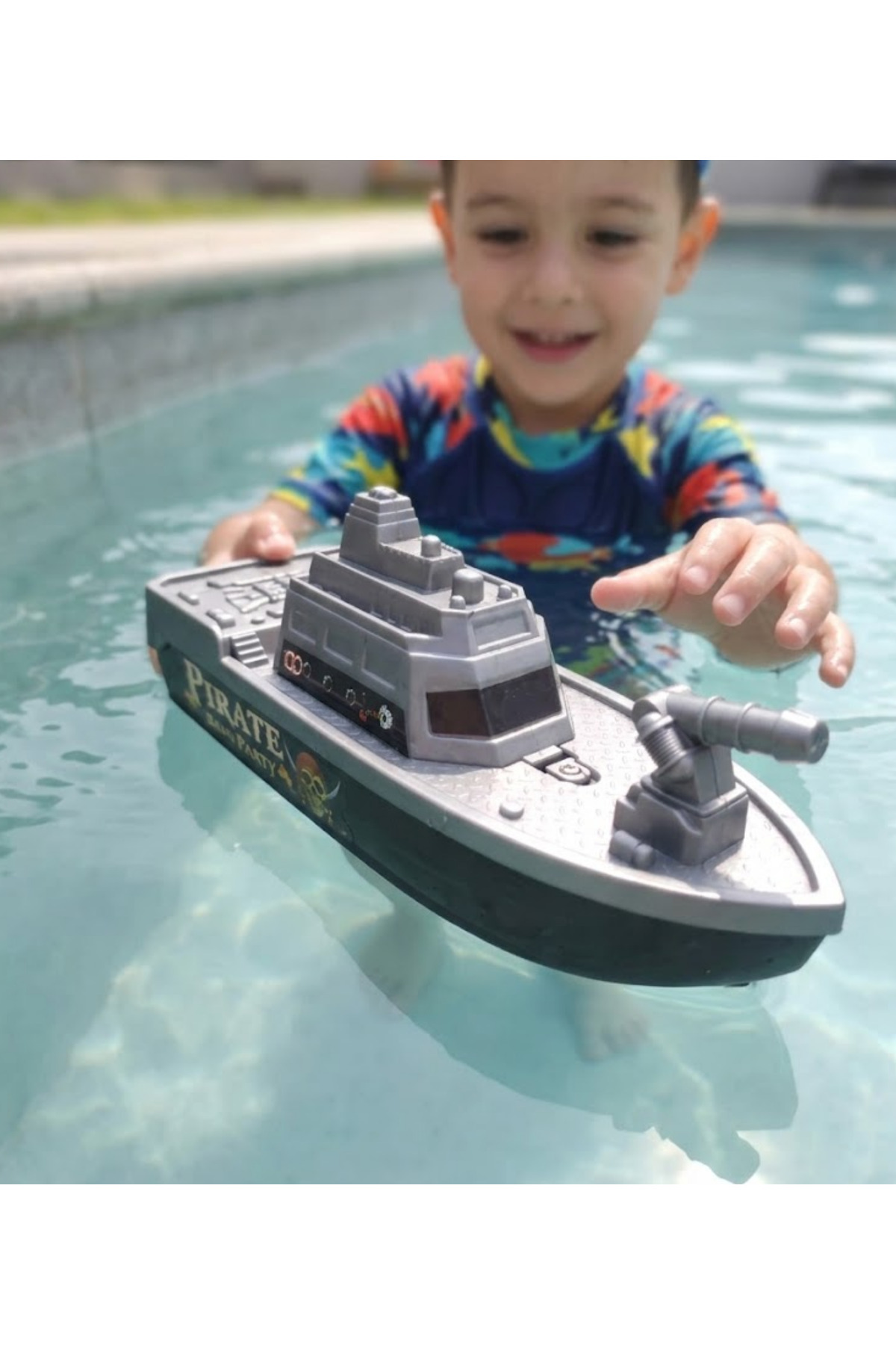 LRS STORE Pilli Yüzen Oyuncak Tekne – Pirate Kids Party – Suda Yüzer – Küvet & Havuz Oyuncağı fotoğrafı 3 (önizleme)