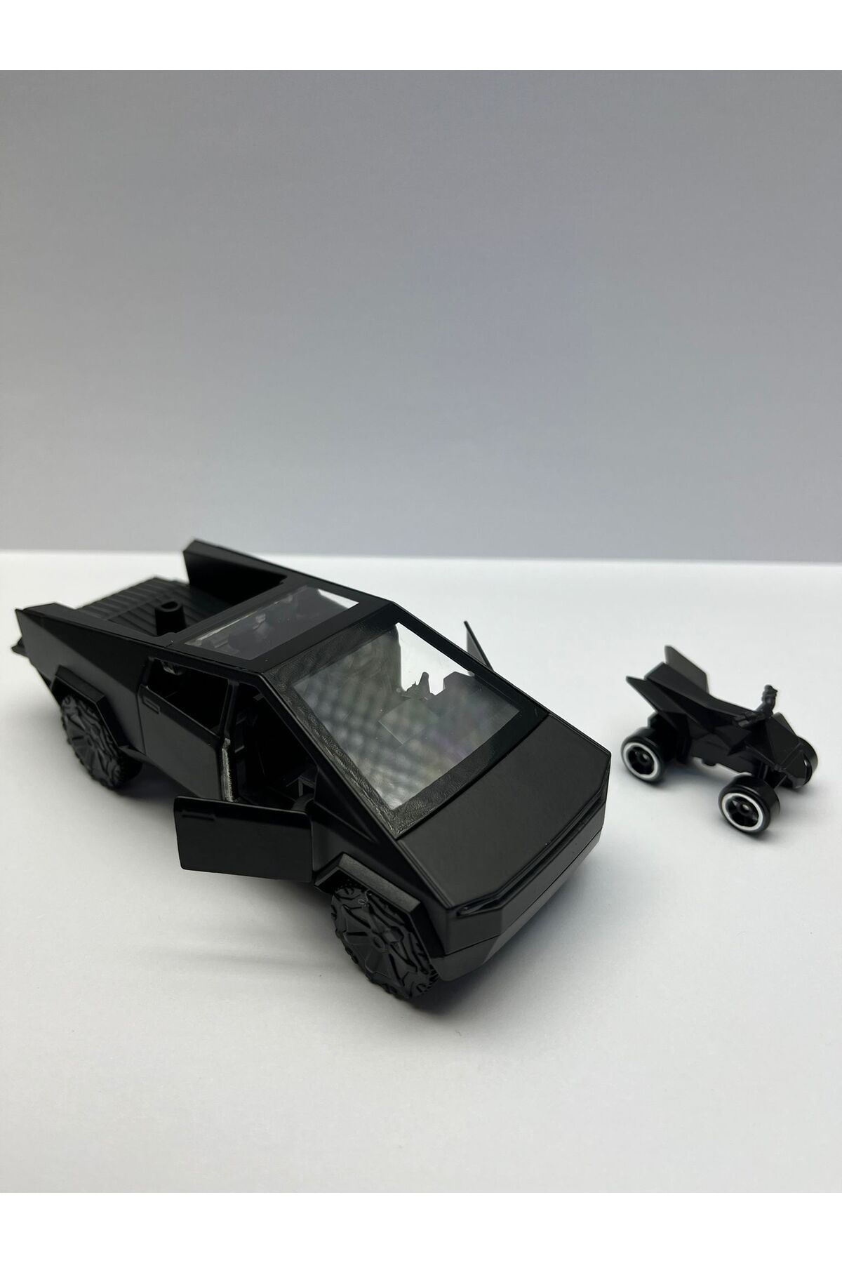 afreyz oyuncak Oyuncak Tesla Cybertruck Metal Araba Çek Bırak Tesla Ve Atv 1:36 Kapı Bagaj Açılır Kutulu Araba fotoğrafı 4 (önizleme)