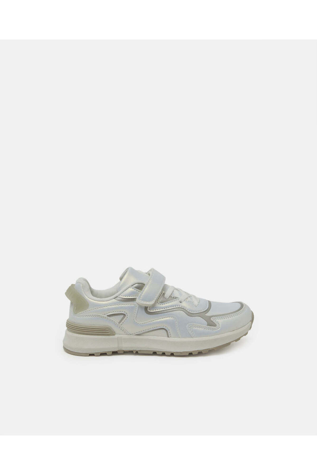 REDTAG Girls Cream Material Block Slimrunner Trainers