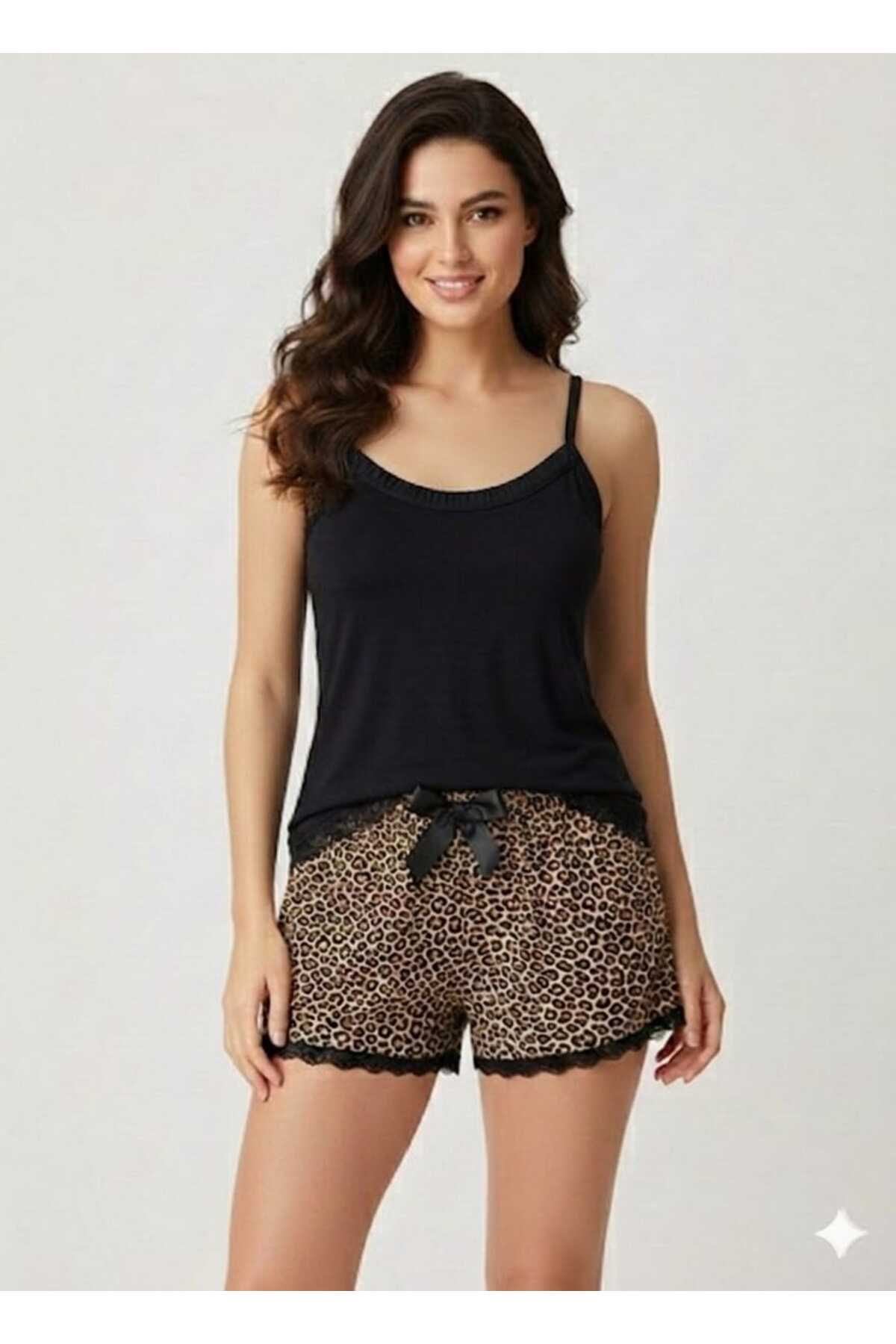 MİO ESTİLO LEOPARD KRATKE PANTALONE CRNI SET S TRENERKOM I TREGERIMA sa Čipka...