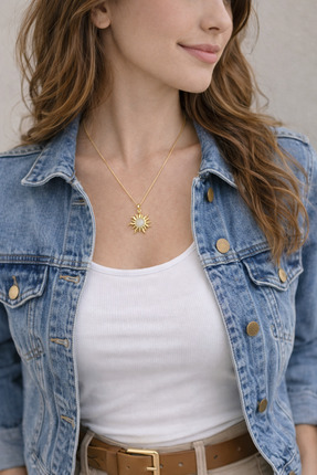N&S COLLETİON Kadın Güneş Figürlü Gold Renk Çelik Kolye
