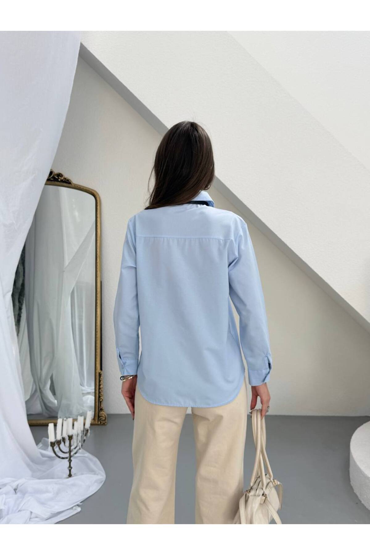 BE CHİC  KADIN POPLİN KUMAŞ FULARLI RAHAT KALIP OVERSİZE DÜZ BASİC GÖMLEK GG70002 - Görsel 4