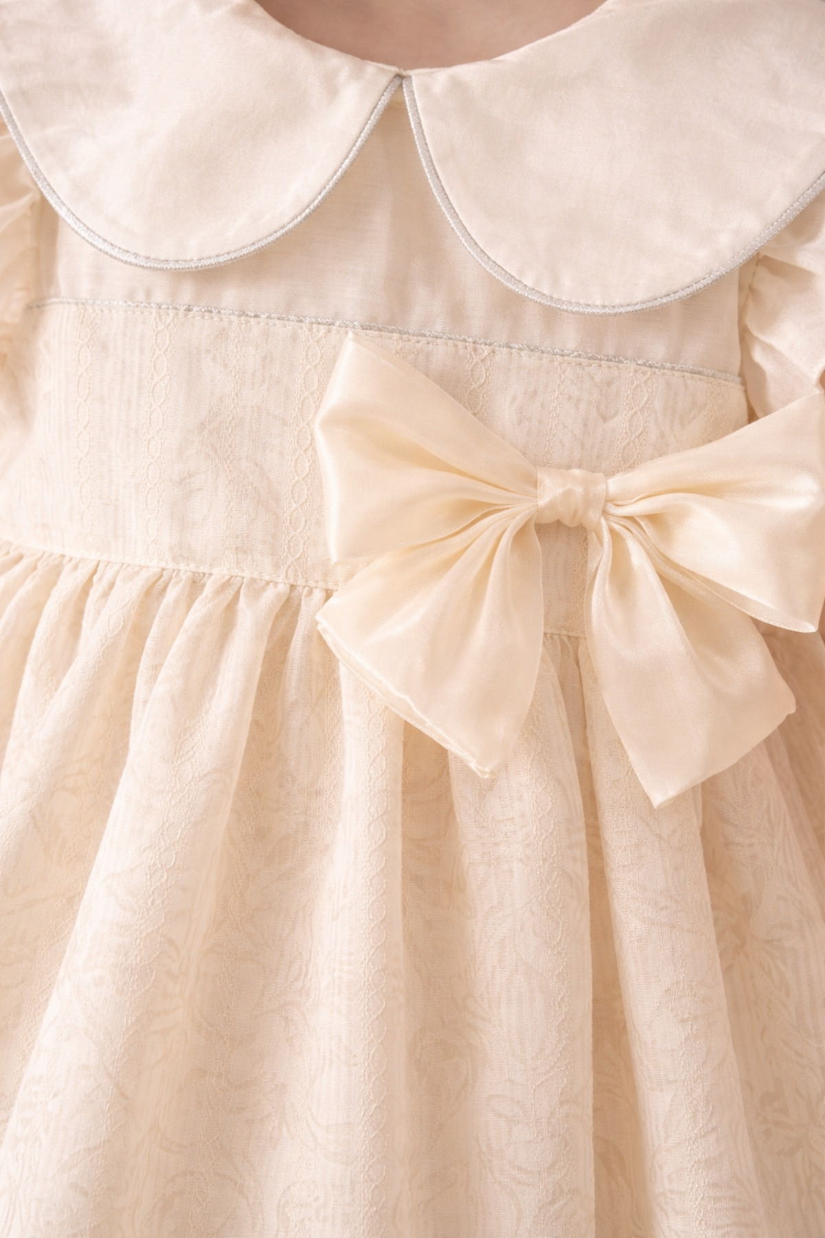 Noy Noy Kız Bebek Tokalı Fiyonklu Yakalı Şık Bej Elbise fotoğrafı 6 (önizleme)