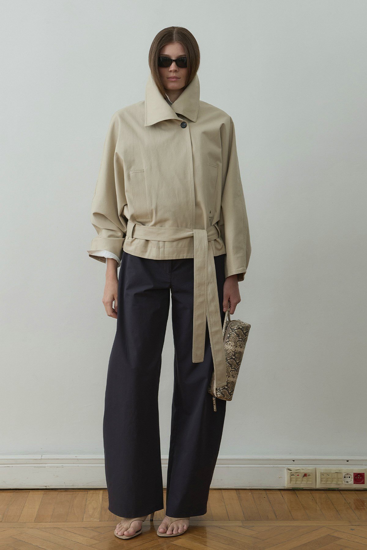 Suud Collection Taş Millie Yarasa Kol Trençkot görsel 3