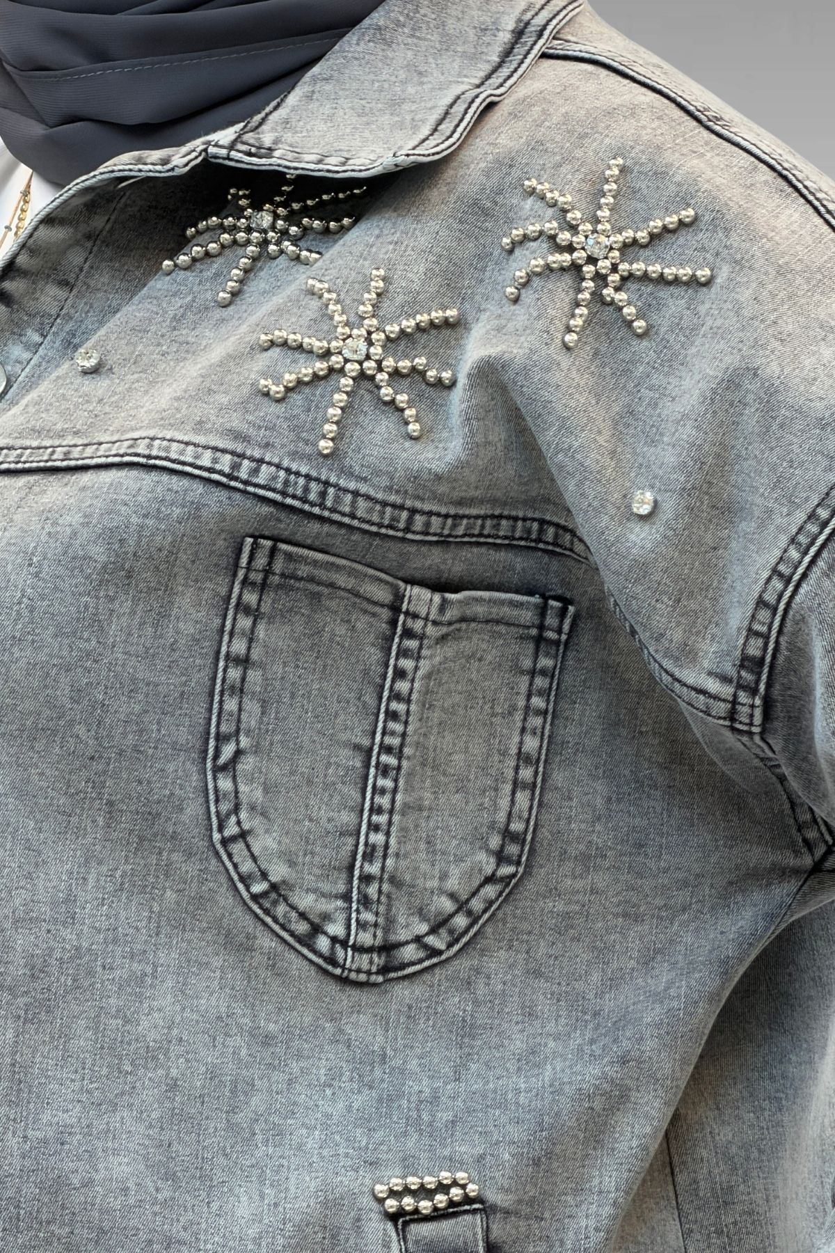 Eslina  53022 Büyük Beden Yıldız İnci Çakma Detaylı Kot Ceket - Antrasit - Görsel 2