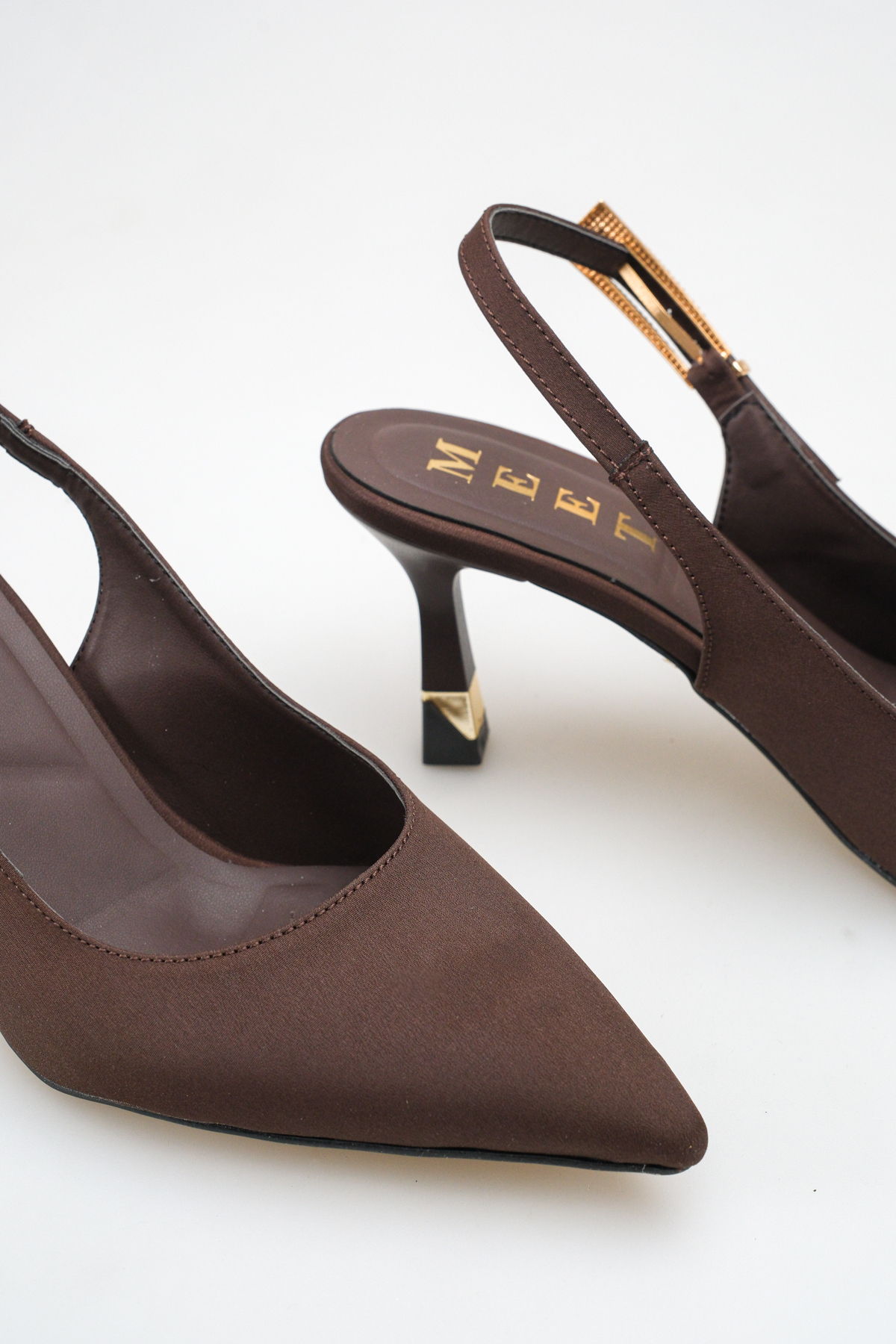 AYAKKABI MEET  Vita Kadın Siyah tokalı Taş Detaylı Sivri burun Topuklu Günlük Ayakkabı 1012101 - Görsel 4