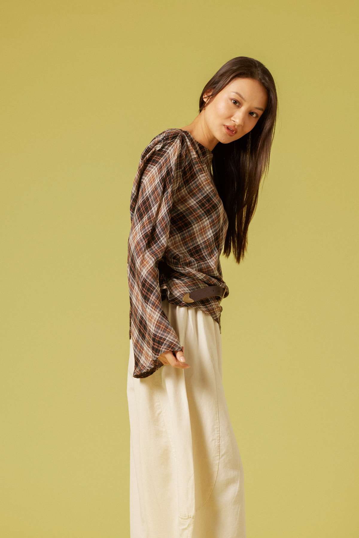 Nisan  PİLİLİ KARELİ BLUZ - Görsel 2