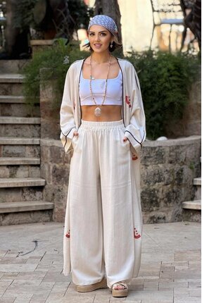 Nevin Kaya Moda Krem Renk Turuncu Nakışlı Keten Kimono Pantolon Takım