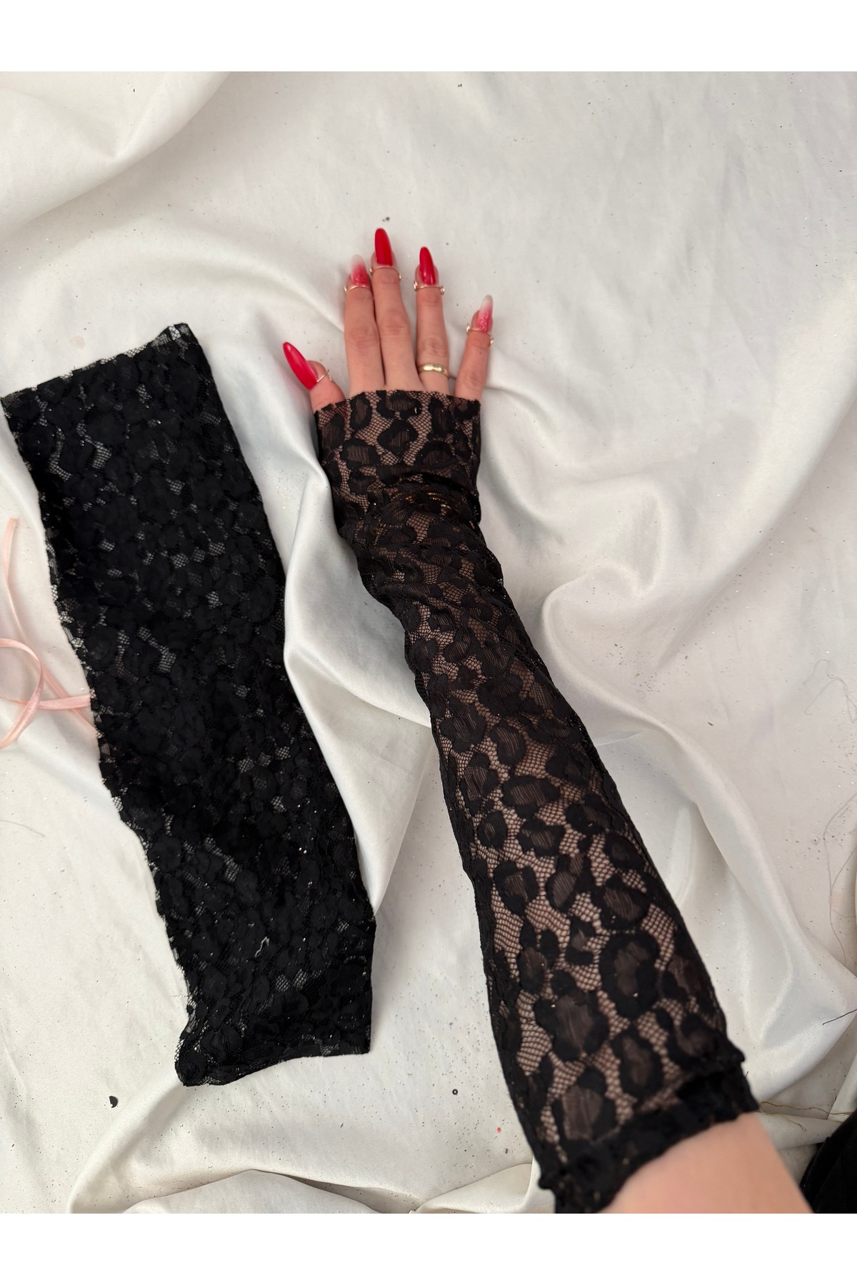 Nurcanilirboutique  Siyah zarif eldiven kolluk - Görsel 3