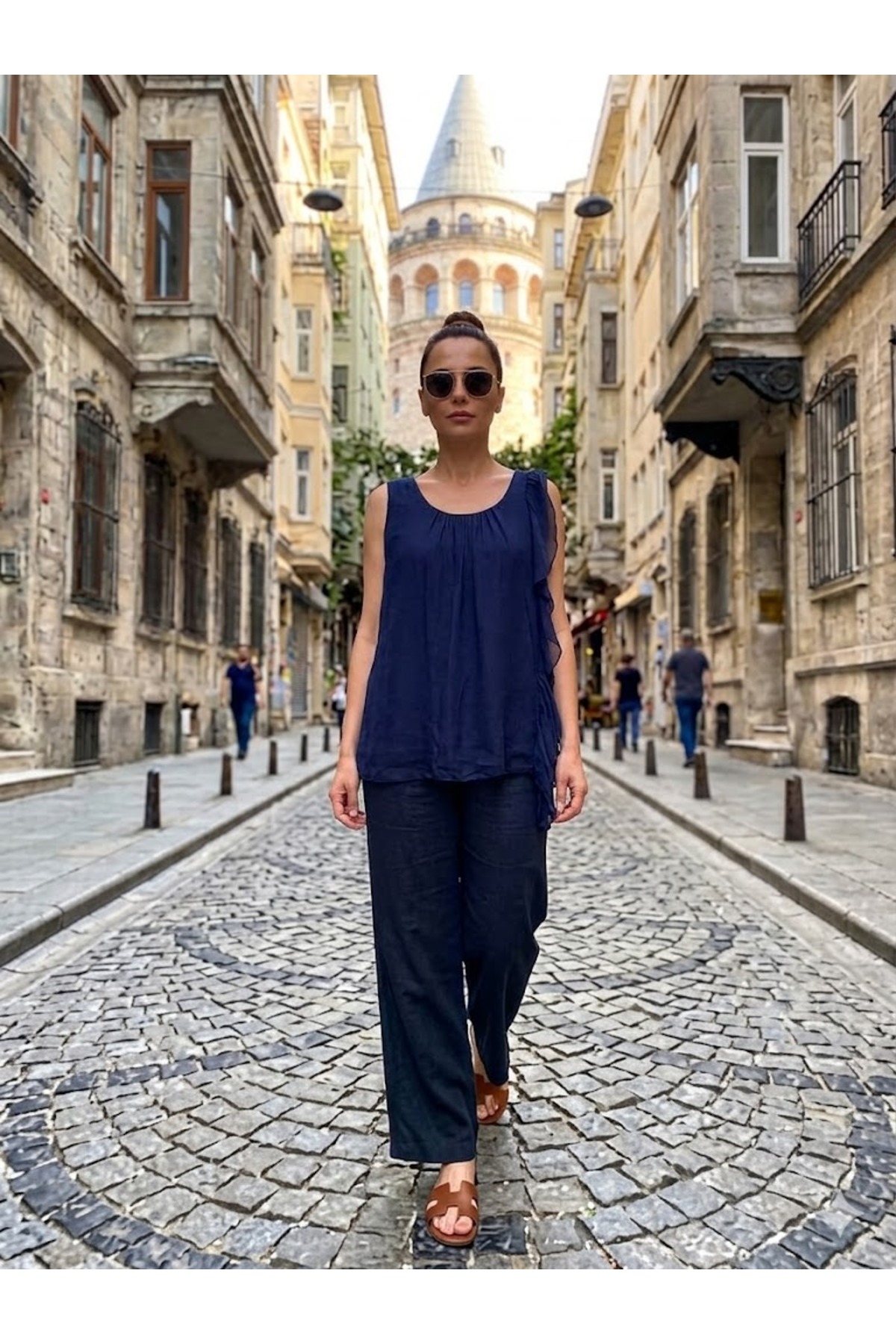 AYASOFYA OTANTIK Kadın İtalyan Lacivert Yuvarlak Yakalı Astarlı