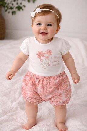 Tuembaby Nakışlı Kısa Kollu Tişört Ve Papatya Desenli Bebek Şortlu Takım(Bede...