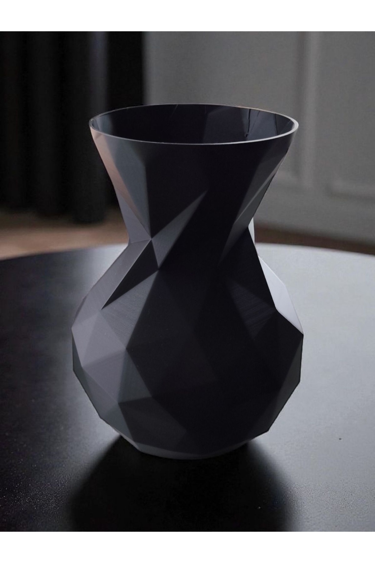 Low Poly Dekoratif Vazo