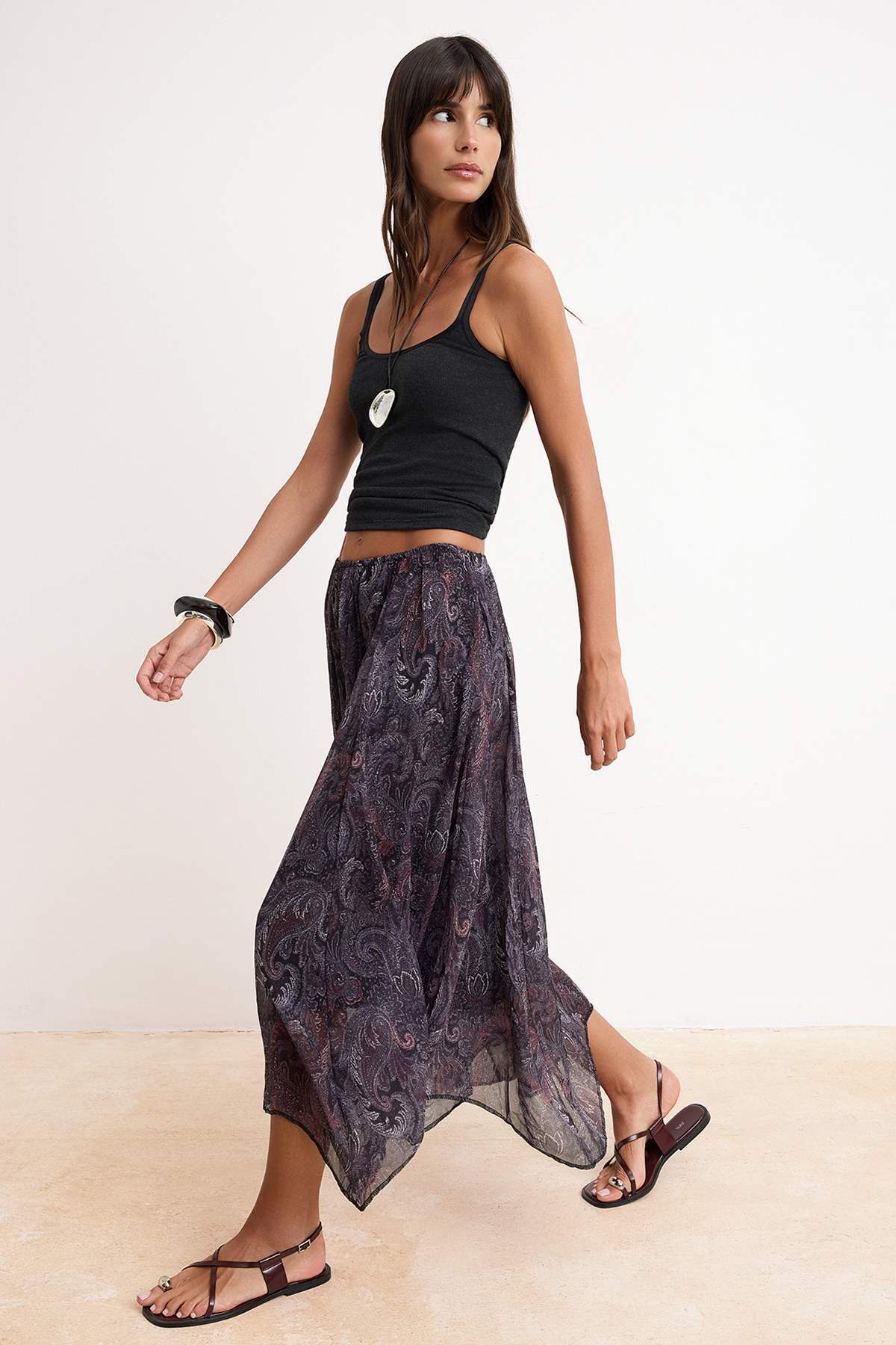 Trendyolmilla  Renkli Şal Desenli Asimetrik Kesim Astarlı Midi Şifon Etek TWOSS26ET00049