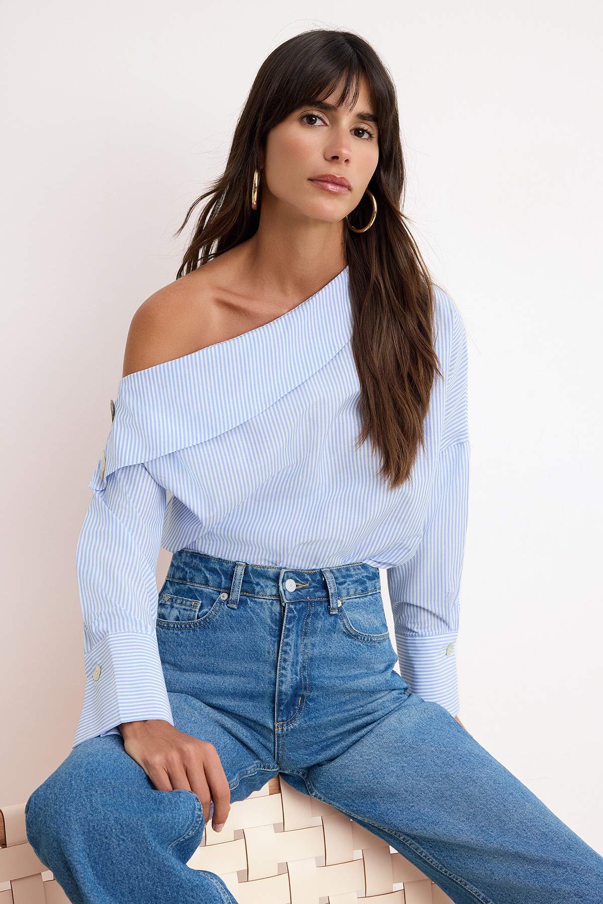 Trendyol Collection Bluză albastră cu dungi cu decolteu asimetric țesut TWOSS...