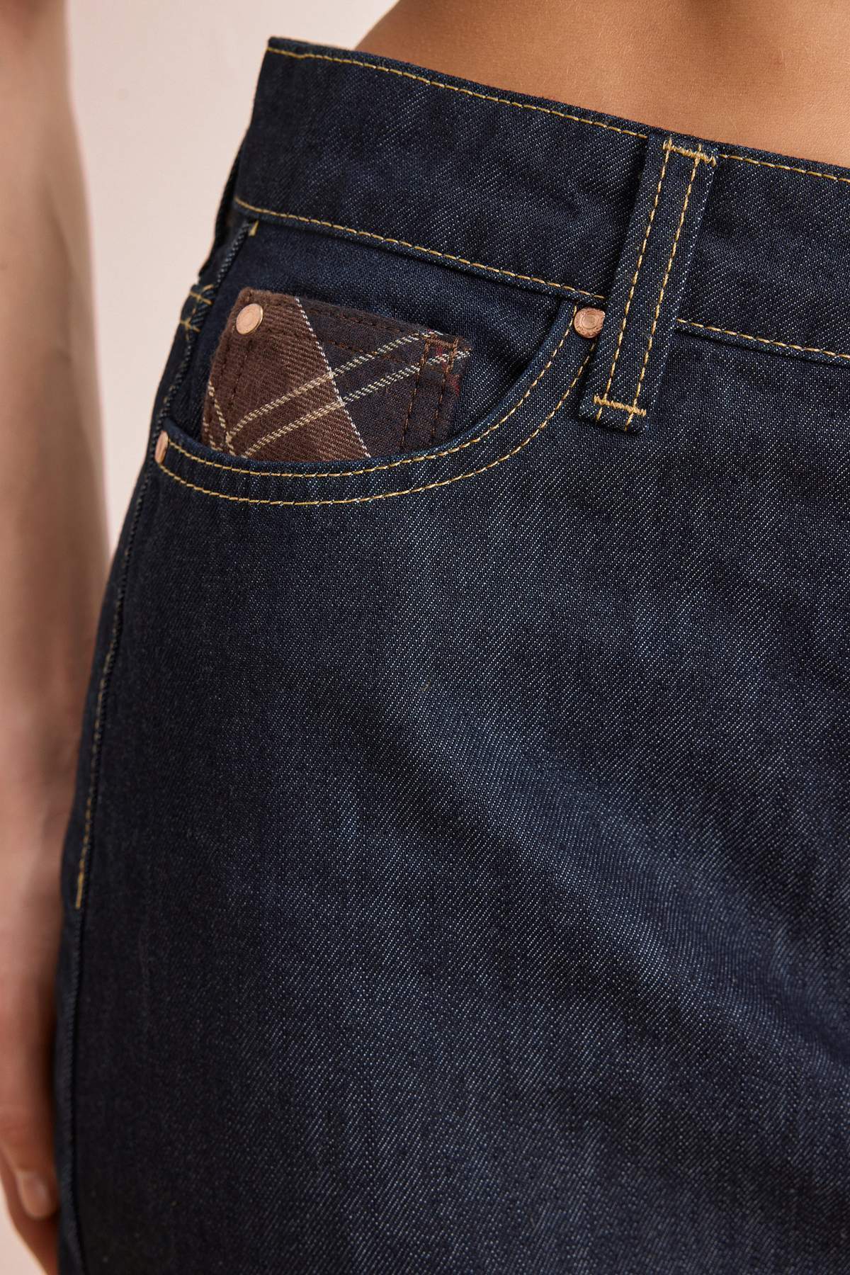 Trendyolmilla  Koyu Mavi Ekose Detaylı Mini Denim Etek TWOSS26ET00067 - Görsel 5