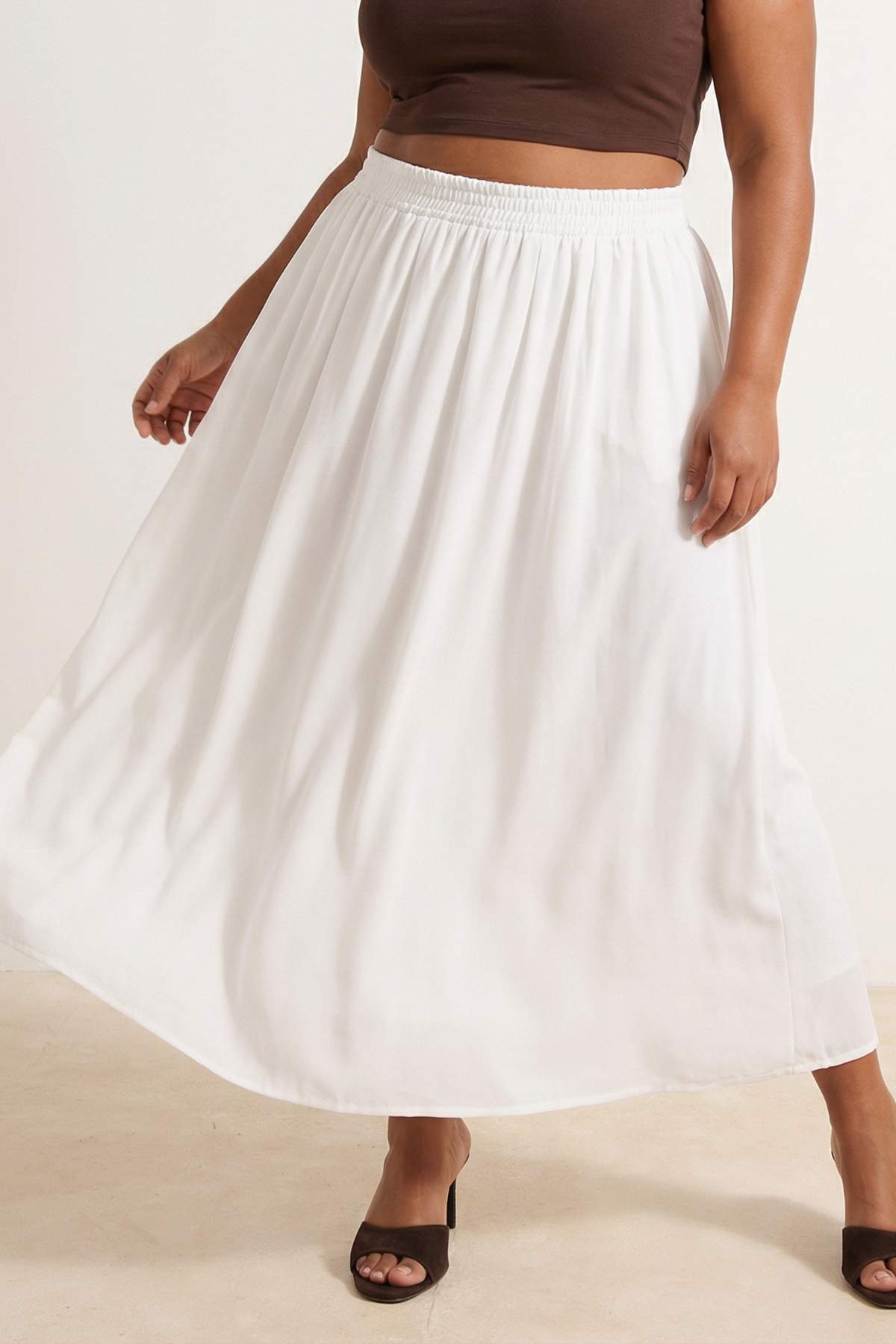 Trendyolmilla  Beyaz Maxi Beli Lastkli Dokuma Büyük Beden Etek TBBSS25AZ00031 - Görsel 2