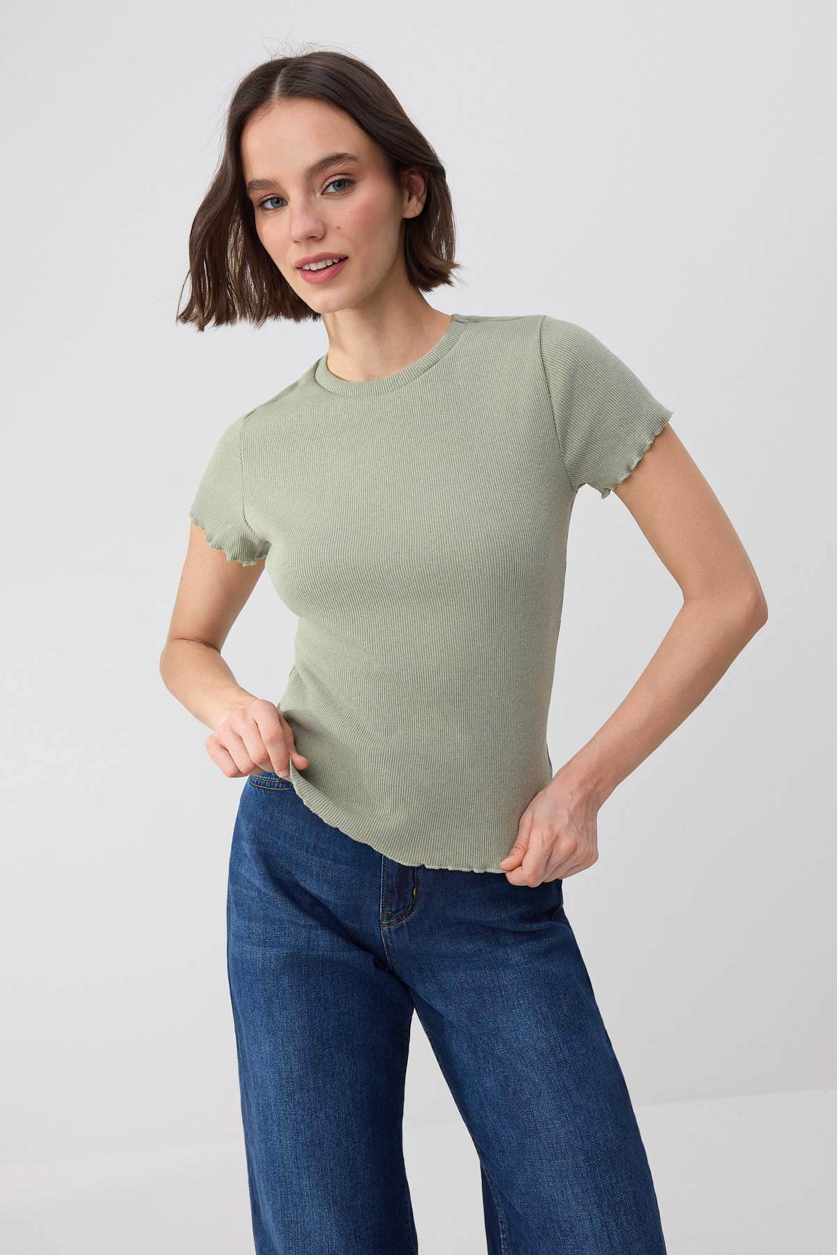 Trendyolmilla  Wardrobe Essentials-Lacivert-Haki 2'li Paket Fitted/Vücuda Oturan Esnek Örme T-Shirt TWOSS26TS00154 - Görsel 6