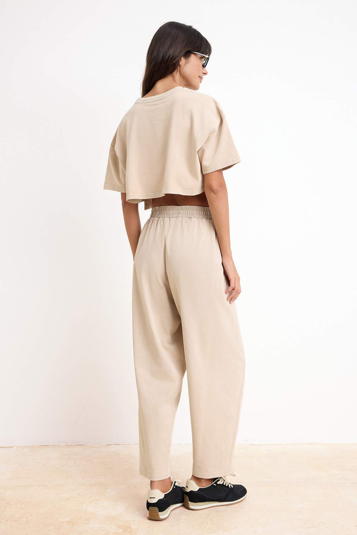 Trendyolmilla  Taş Relaxed Düşük Kol Kısa Kollu Tok %100 Pamuk Örme Alt-Üst Takım TWOSS26AU00120 - Görsel 4