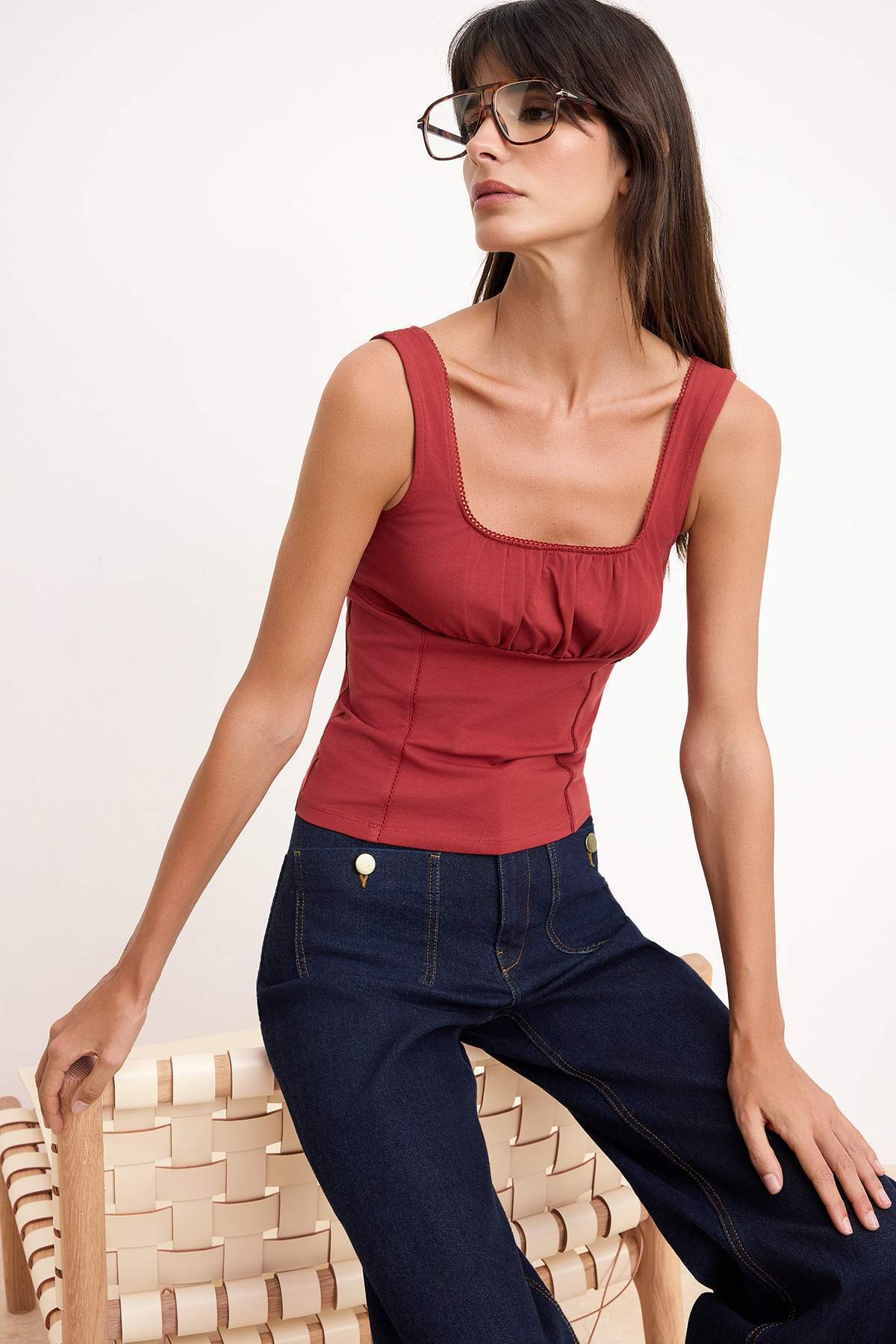 Trendyolmilla Kiremit Fitted/Vücuda Oturan Kare Yaka Kalın Askılı Kolsuz Pamuklu Esnek Örme Atlet TWOSS26AL00030
