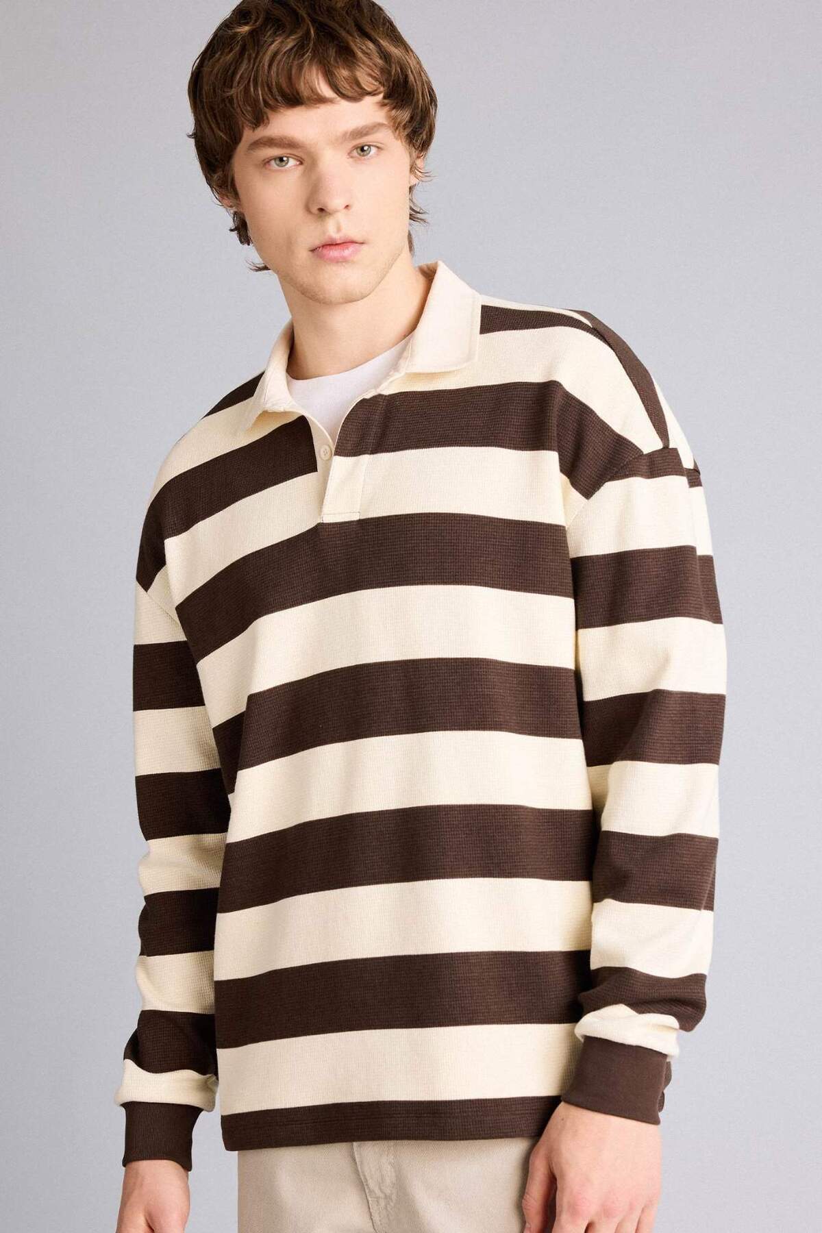DeFacto Boxy Fit Polo Yaka Waffle Sweatshirt E8440AX25AU — قهوهای