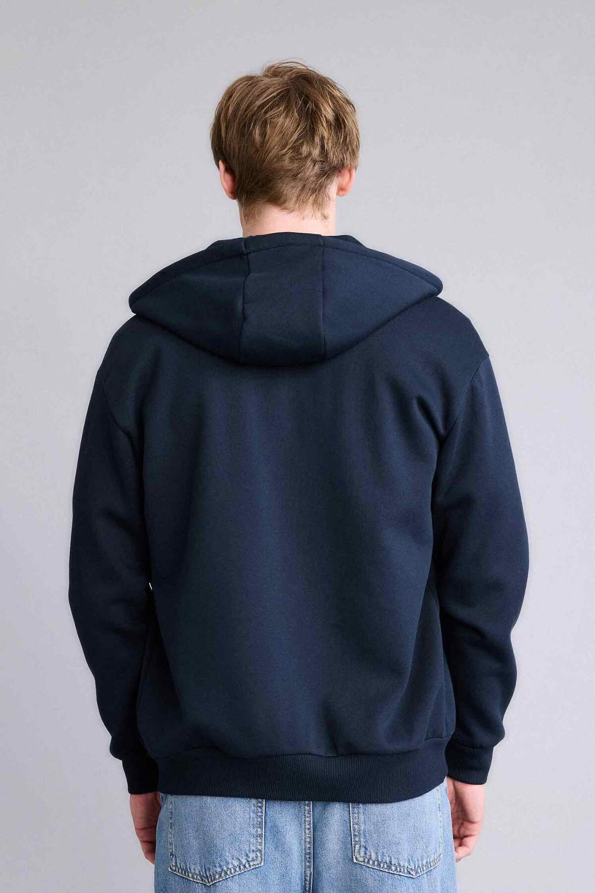DeFacto Pamuklu Relax Fit Kapüşonlu İçi Yumuşak Tüylü Kalın Kumaş Fermuarlı Sweatshirt D7599AX25AU görsel 5