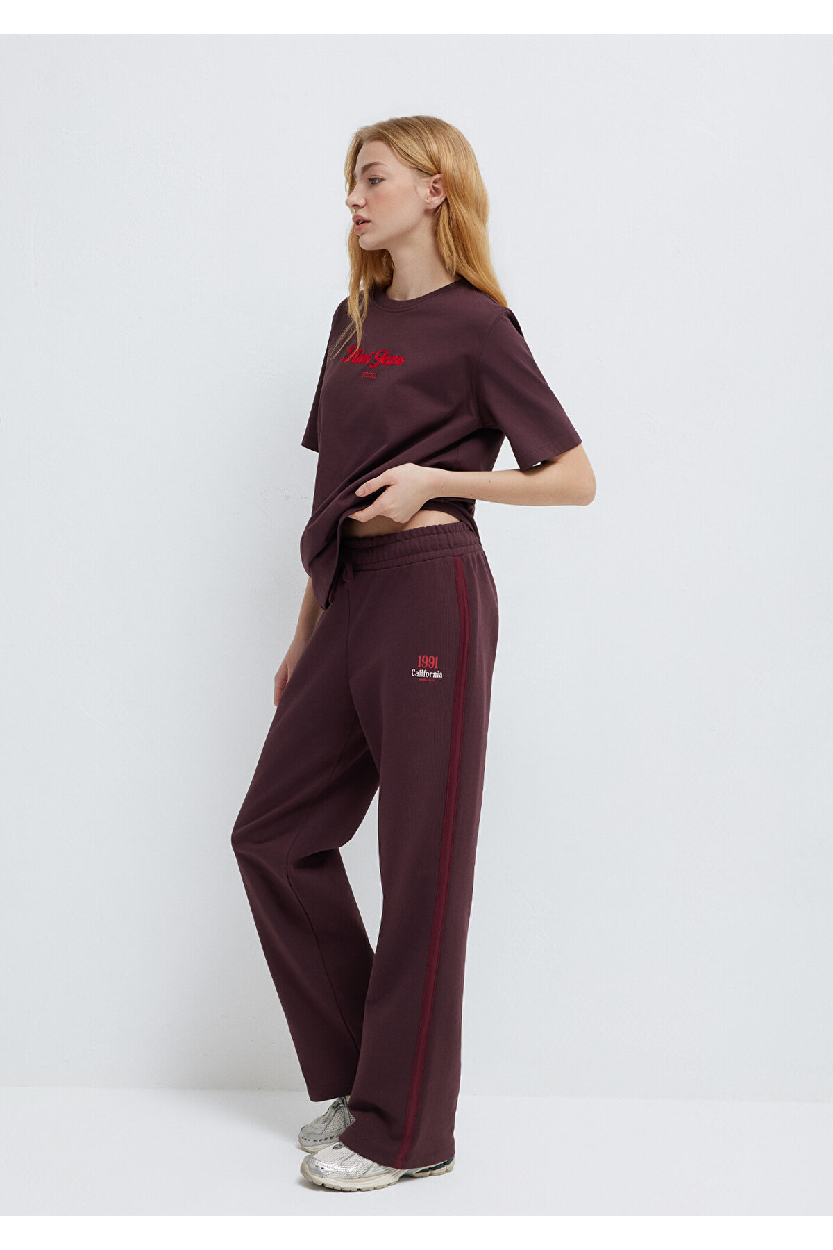 Mavi  California Baskılı Bordo Eşofman Altı 1011201-70223