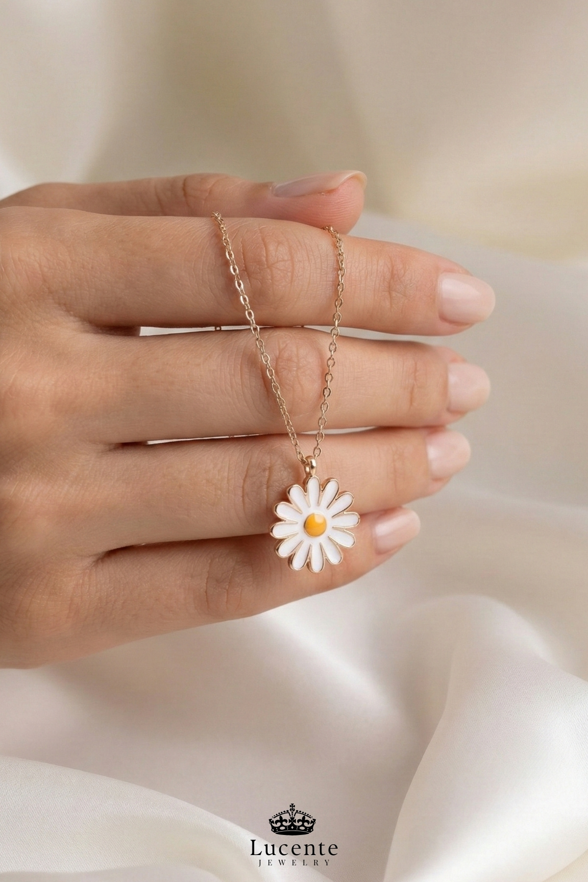 Lucente Jewellery Işıklı Hediye Kutulu 925 Ayar Luxury Serisi Rose Gold Beyaz Mineli Papatya Gümüş Özel Gün Hediyesi 45 Cm Zincirli Aşk Şans Bereket ve Zarafetin Simgesi Mininal Papatyalı Küpe Hediyeli Şık Kadın Kolye görsel 6