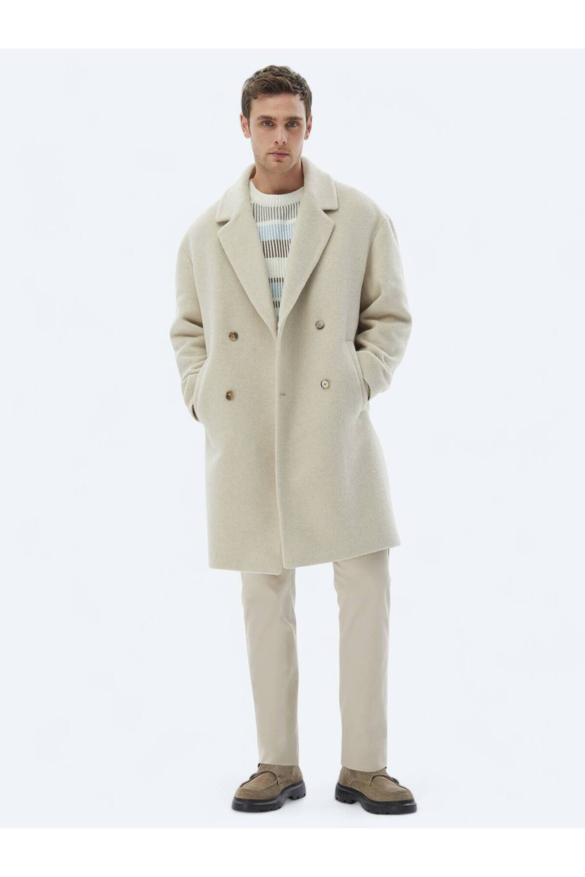 Kip  Açık Bej Oversize Fit Kruvaze Yaka Klasik Dokuma Palto - Görsel 5