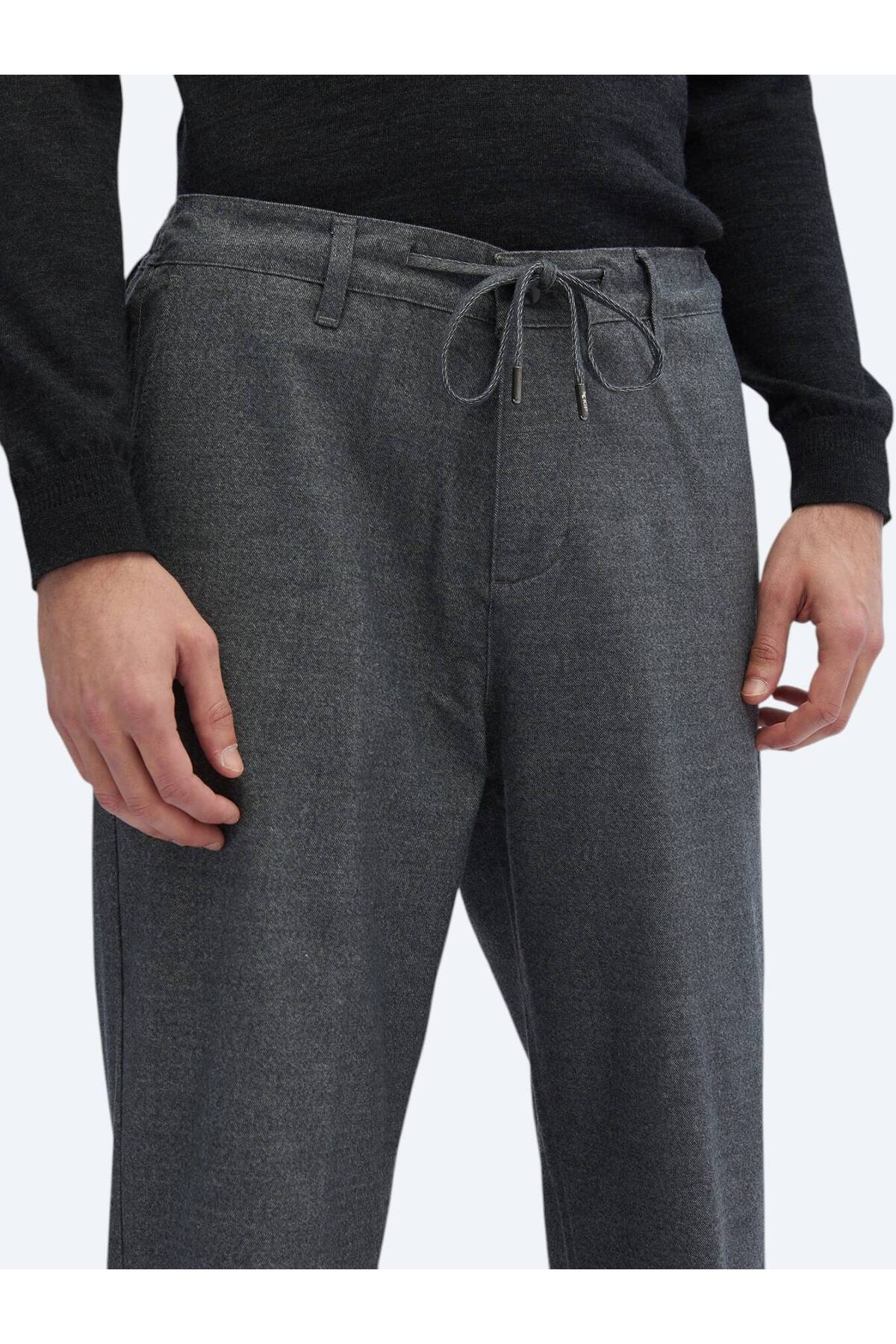 Kip Gri Desenli Dokuma Jogging Fit Casual Pamuk Karışımlı Pantolon görsel 4