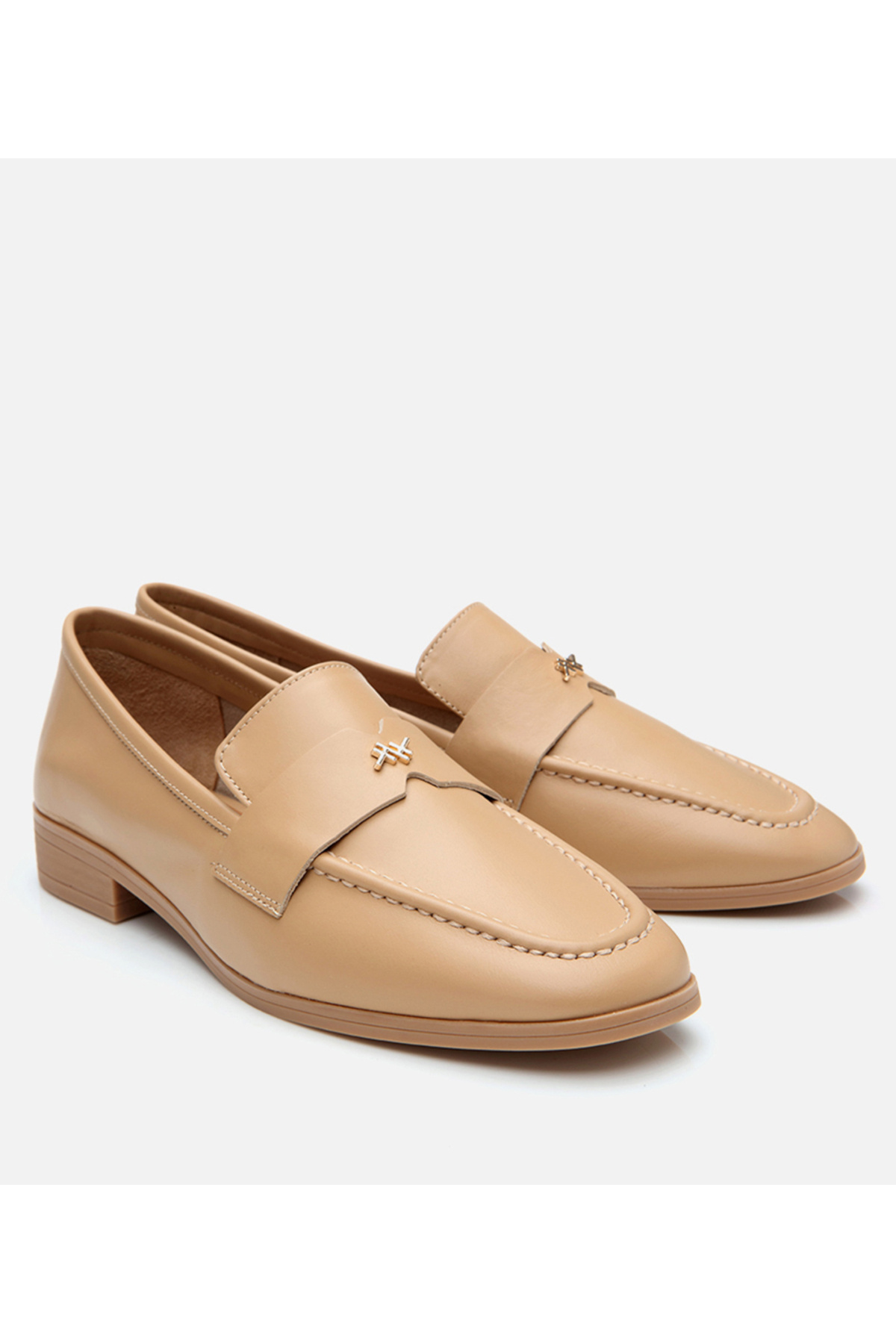 Hotiç Kadın Deri Bej Logo Detaylı Loafer görsel 2