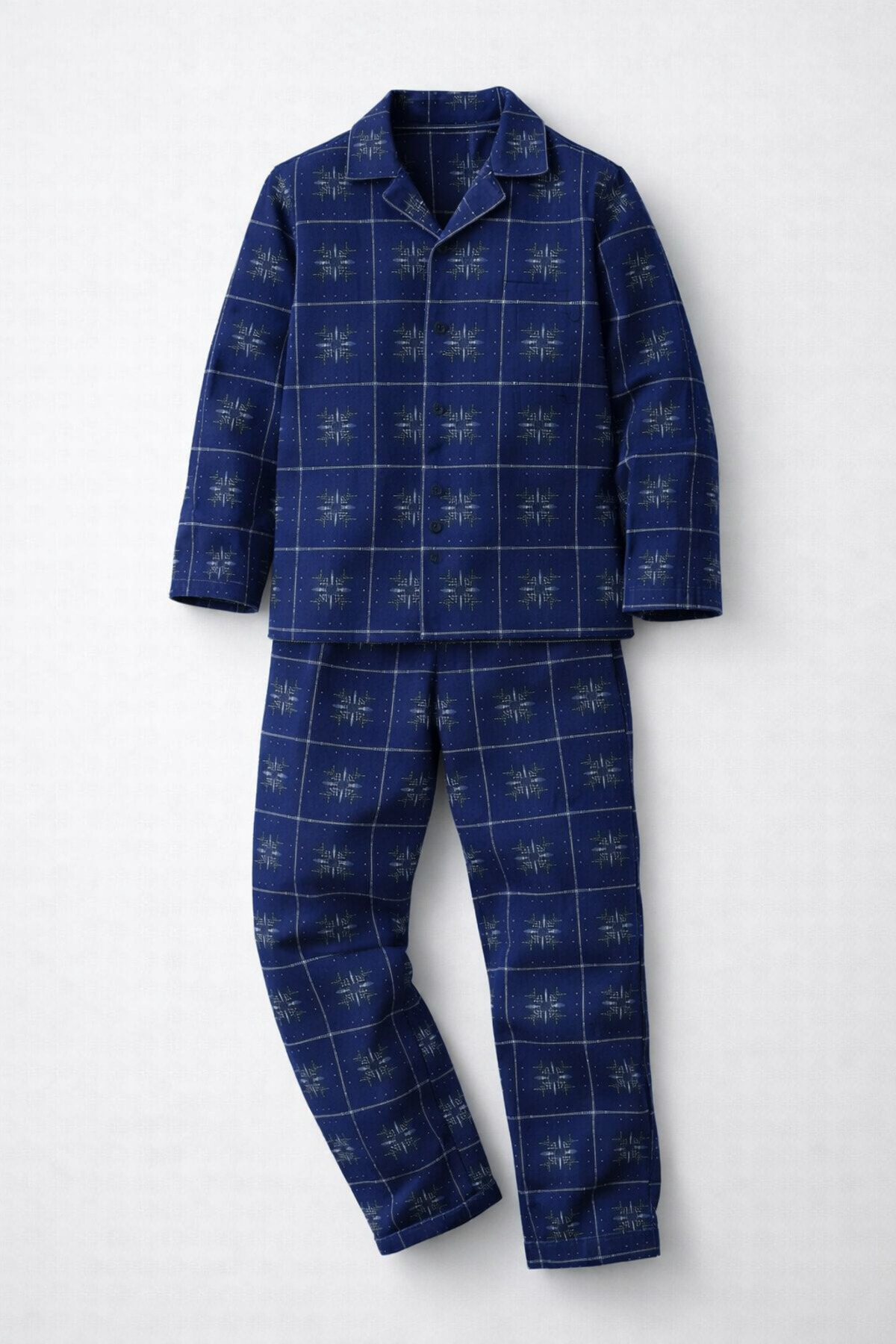 Free Beka Lacivert Ekose Desenli Uzun Kollu Gömlek Yaka Düğmeli Erkek Çocuk Pijama Takımı fotoğrafı 4 (önizleme)