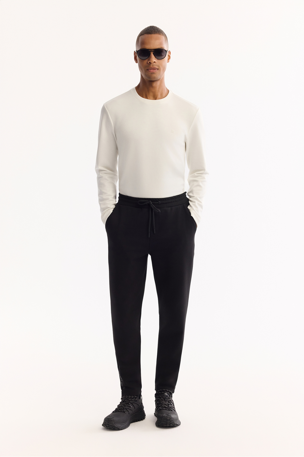 Avva  Erkek Siyah Beli Lastikli Bağcıklı Yandan Cepli Nervürlü İnterlok Jogger A52Y3403