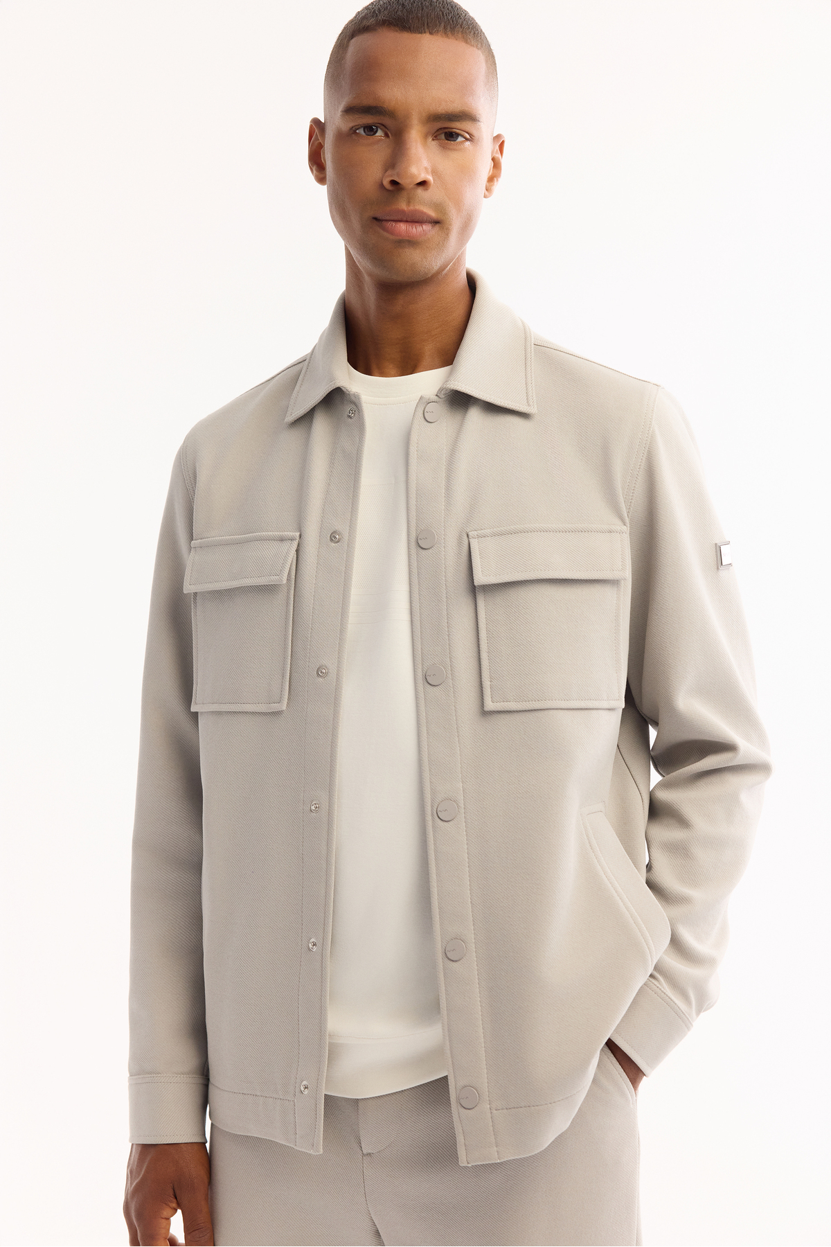 Avva  Erkek Açık Gri Klasik Yaka Pamuklu Comfort Fit Gömlek Ceket A52Y2092 - Görsel 6