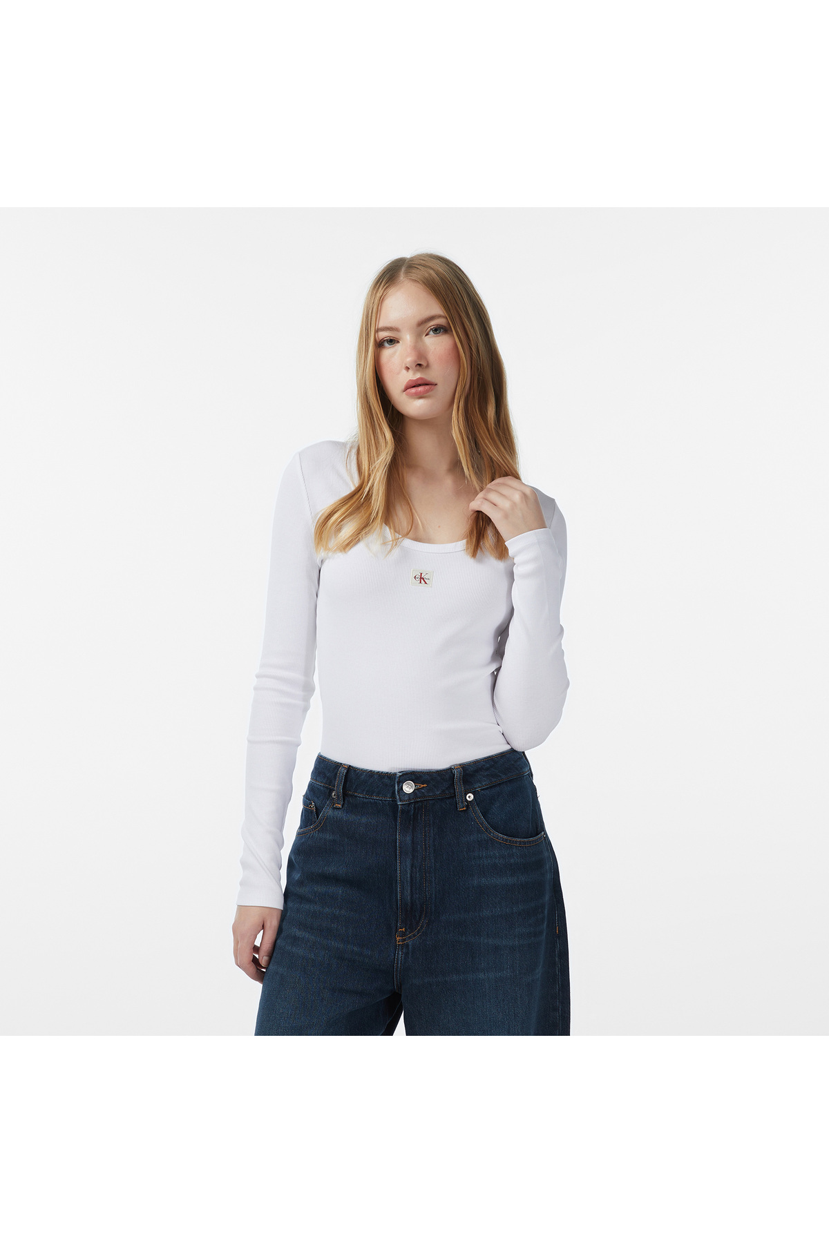 تیشرتزنانهCalvin Kleinسفید تیشرتزنانهCalvin Kleinسفید