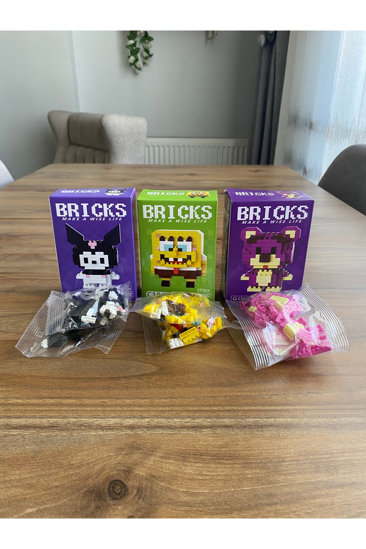 Brick 🧩 Mini Bricks Kuromi – SüngerBob – Mor Ayıcık 3’lü Set Mikro Blok Yapım Seti fotoğrafı 2 (önizleme)