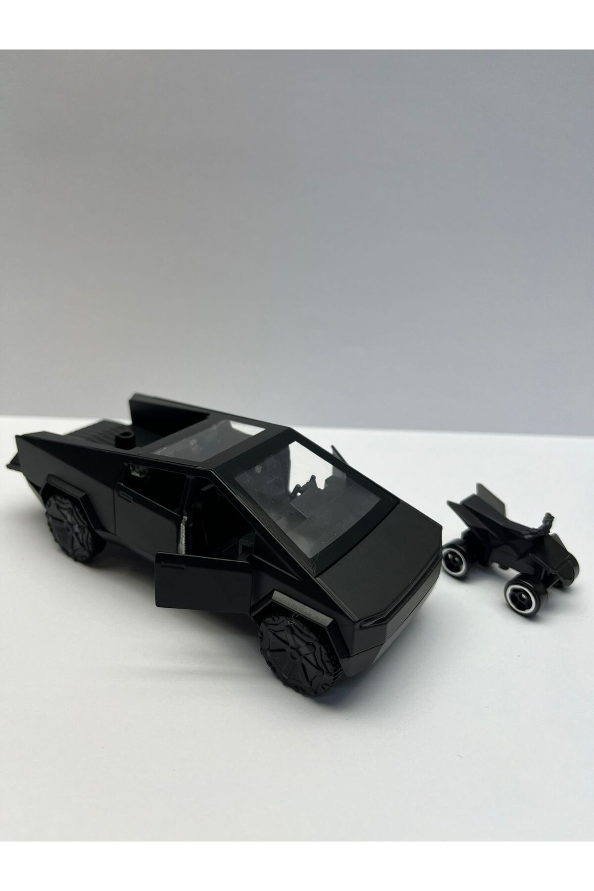 afreyz oyuncak Oyuncak Tesla Cybertruck Metal Araba Çek Bırak Tesla Ve Atv 1:36 Kapı Bagaj Açılır Kutulu Araba fotoğrafı 2 (önizleme)
