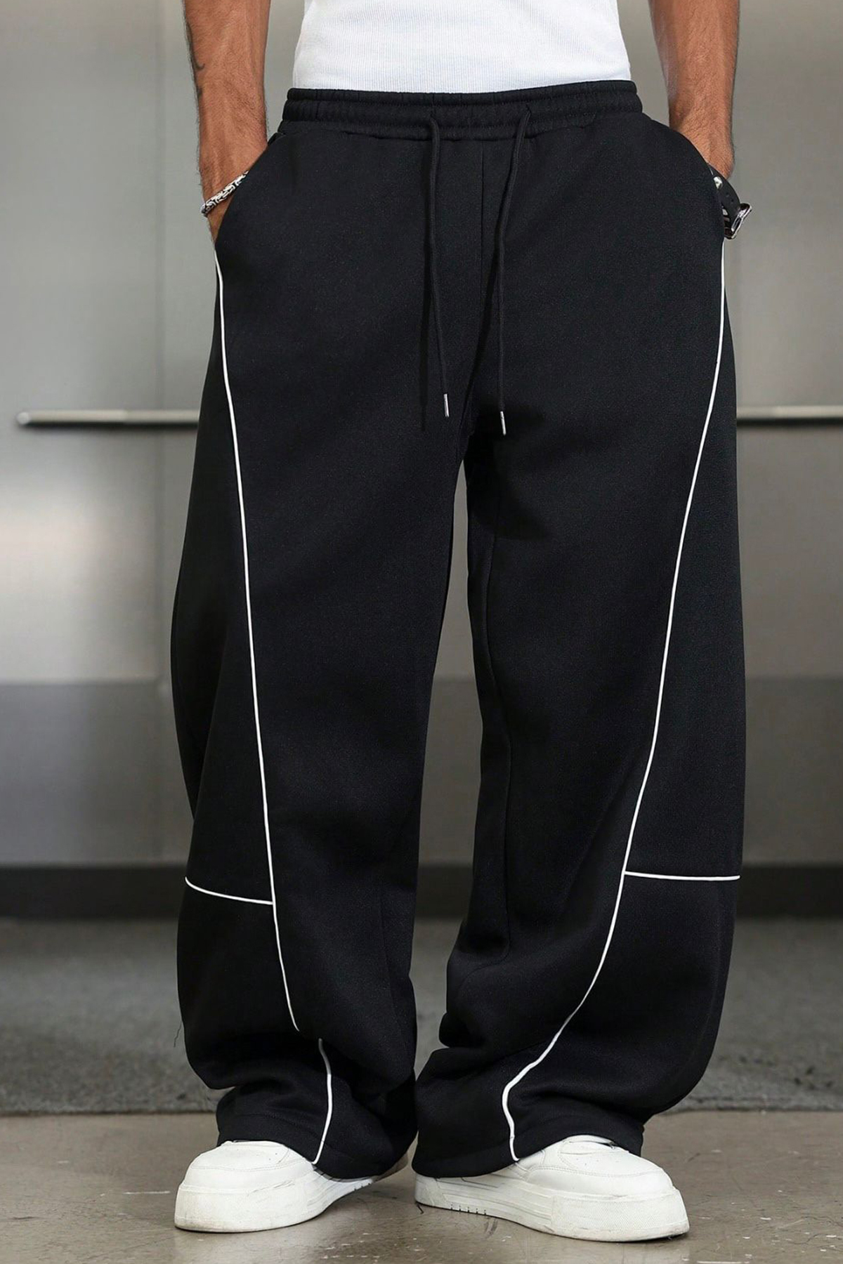 North London Men's Tapered Piped Wide-Leg Loose Fit Oversized Sweatpants