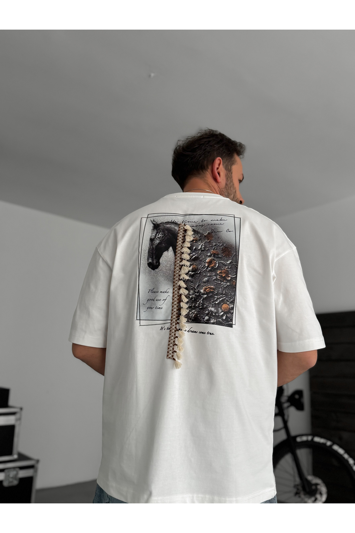 BYBASICMAN White Tasseled at Printed Oversized T-Shirt Sw-5106