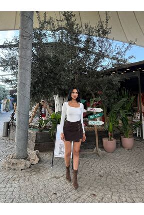 GAMZELİRENKLERİM KOT ŞORT ETEK YÜKSEK BEL ÇİFT KAPAMALI ASİMETRİK (Önden etek...